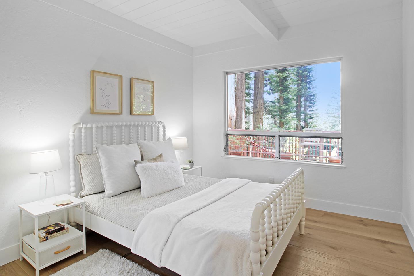 Detail Gallery Image 15 of 39 For 350 Grandview Dr, Woodside,  CA 94062 - 3 Beds | 2 Baths