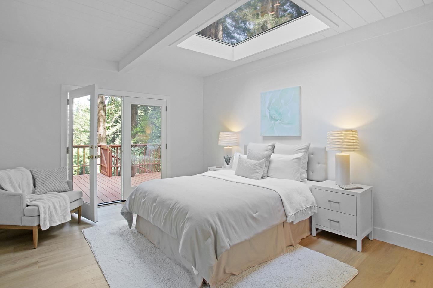 Detail Gallery Image 16 of 39 For 350 Grandview Dr, Woodside,  CA 94062 - 3 Beds | 2 Baths