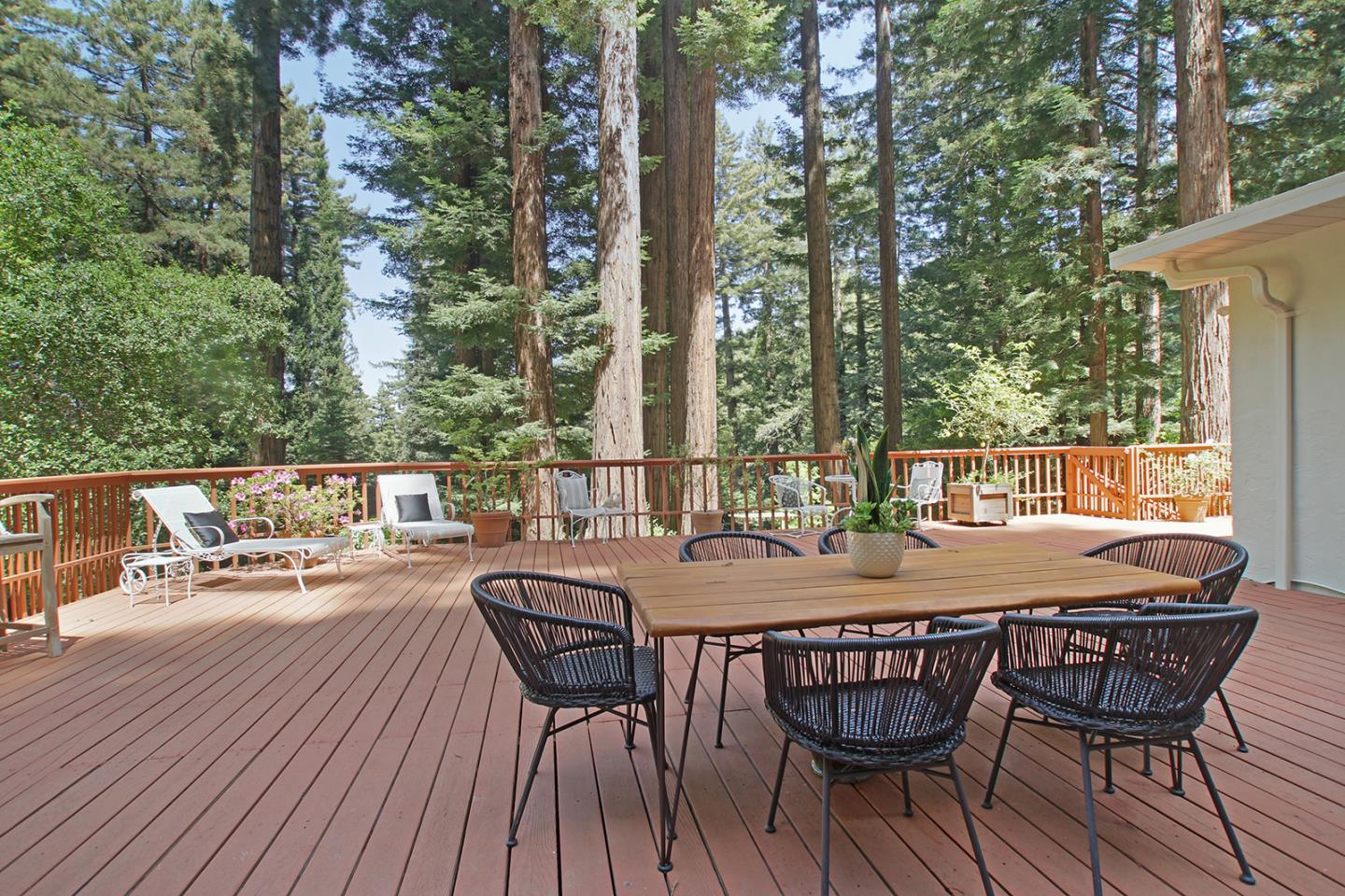 Detail Gallery Image 21 of 39 For 350 Grandview Dr, Woodside,  CA 94062 - 3 Beds | 2 Baths