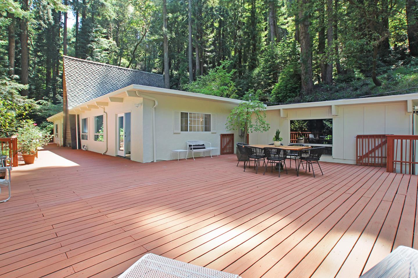 Detail Gallery Image 33 of 39 For 350 Grandview Dr, Woodside,  CA 94062 - 3 Beds | 2 Baths
