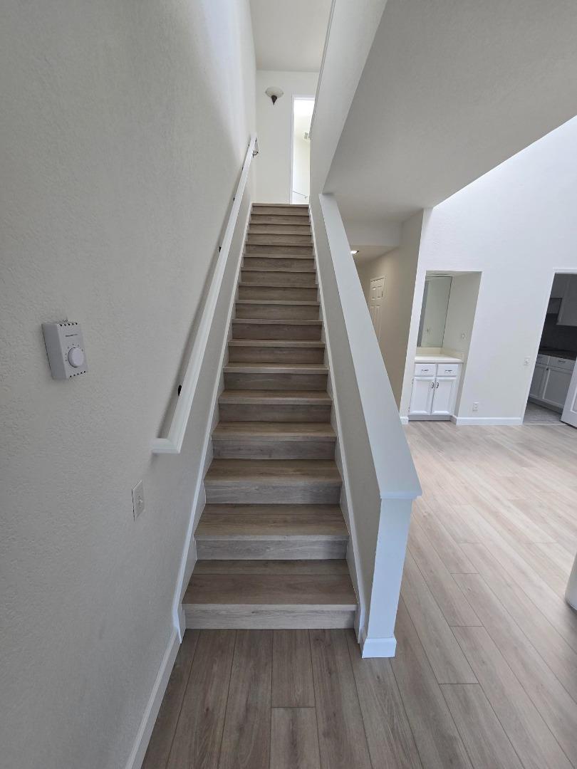 Detail Gallery Image 13 of 35 For 119 Harbor Seal Ct, San Mateo,  CA 94404 - 2 Beds | 2/1 Baths