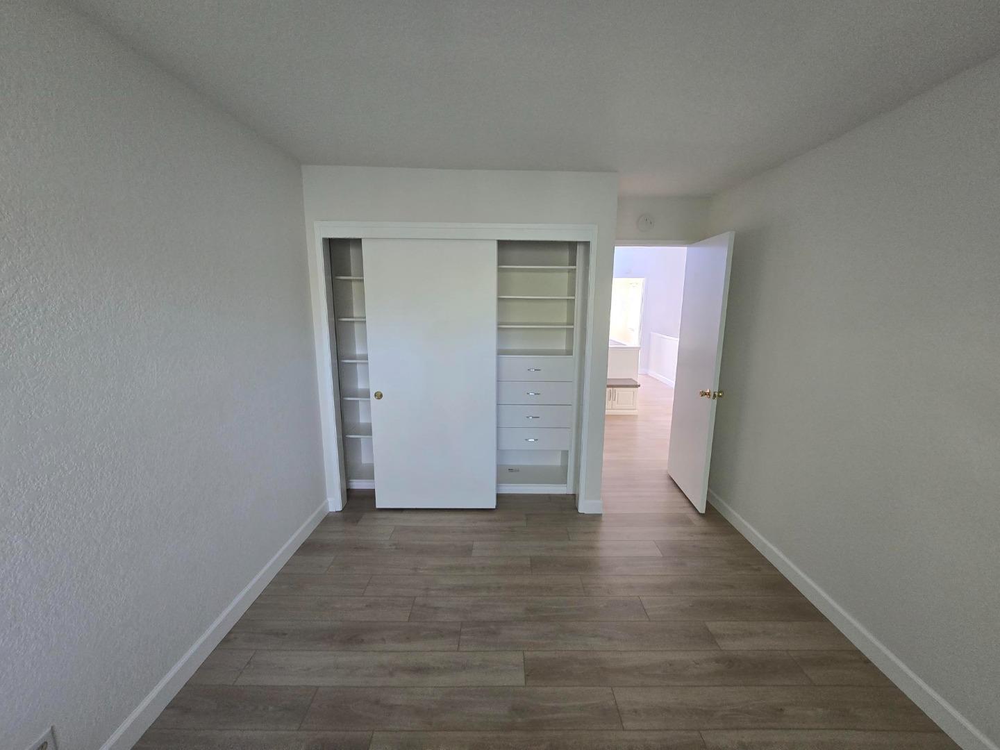 Detail Gallery Image 29 of 35 For 119 Harbor Seal Ct, San Mateo,  CA 94404 - 2 Beds | 2/1 Baths