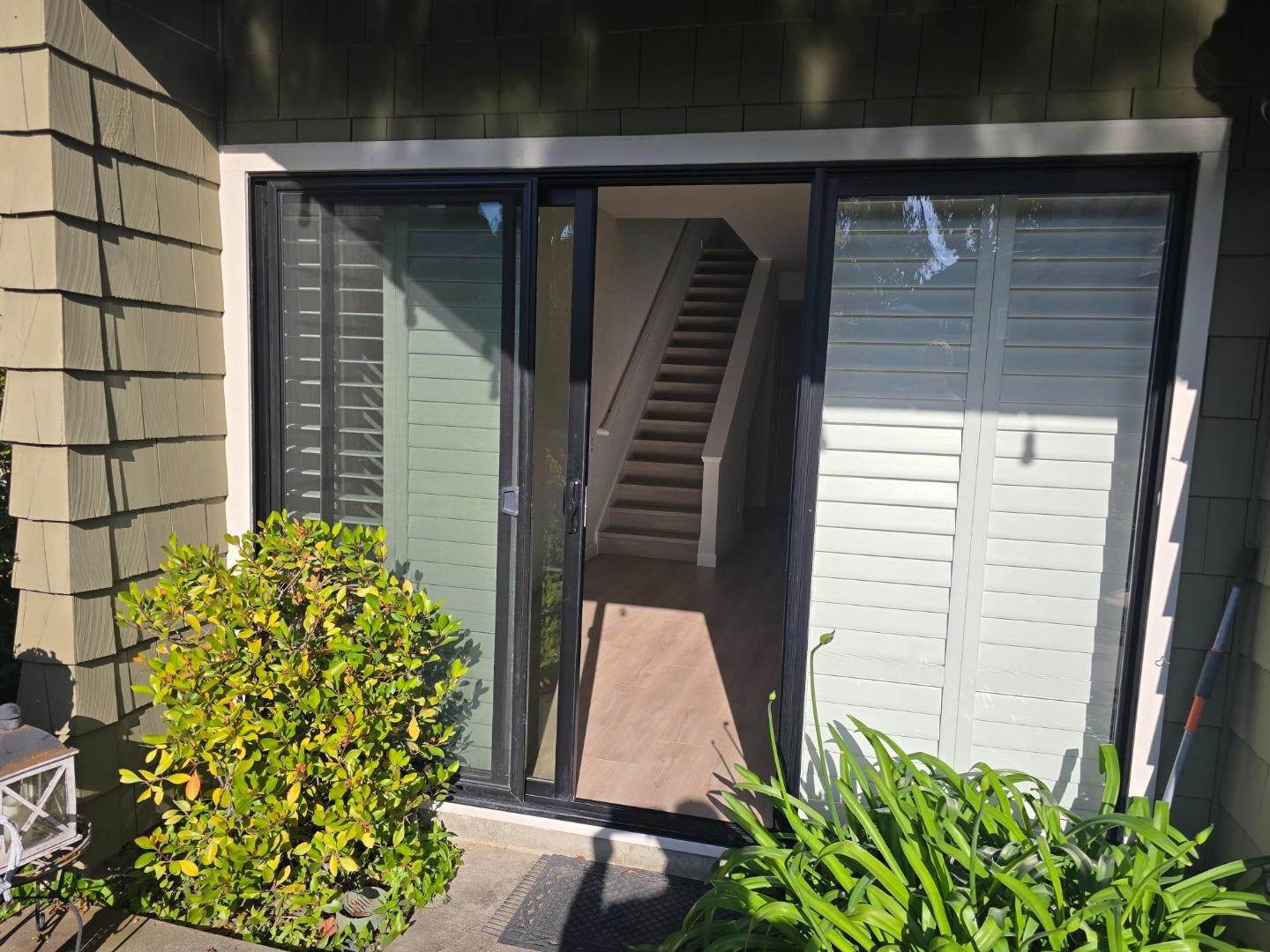 Detail Gallery Image 32 of 35 For 119 Harbor Seal Ct, San Mateo,  CA 94404 - 2 Beds | 2/1 Baths