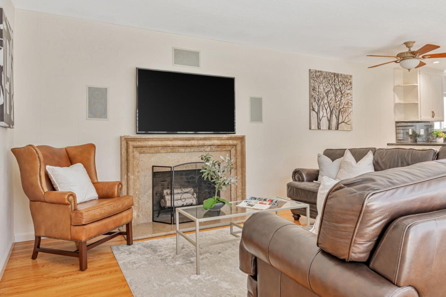 Detail Gallery Image 13 of 66 For 167 Shooting Star Isle, Foster City,  CA 94404 - 4 Beds | 3 Baths