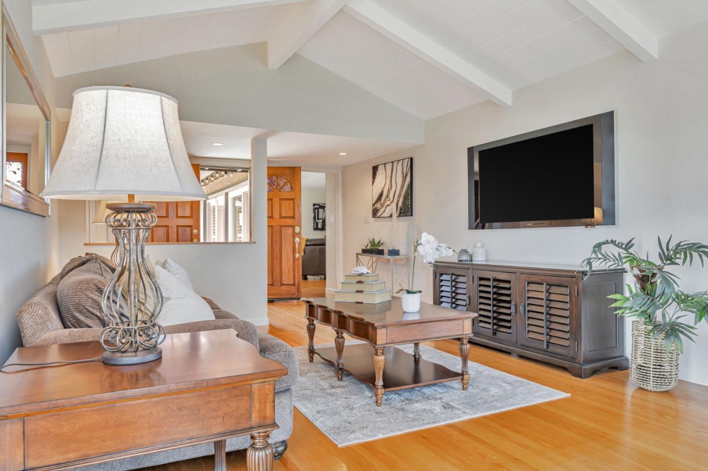 Detail Gallery Image 19 of 66 For 167 Shooting Star Isle, Foster City,  CA 94404 - 4 Beds | 3 Baths