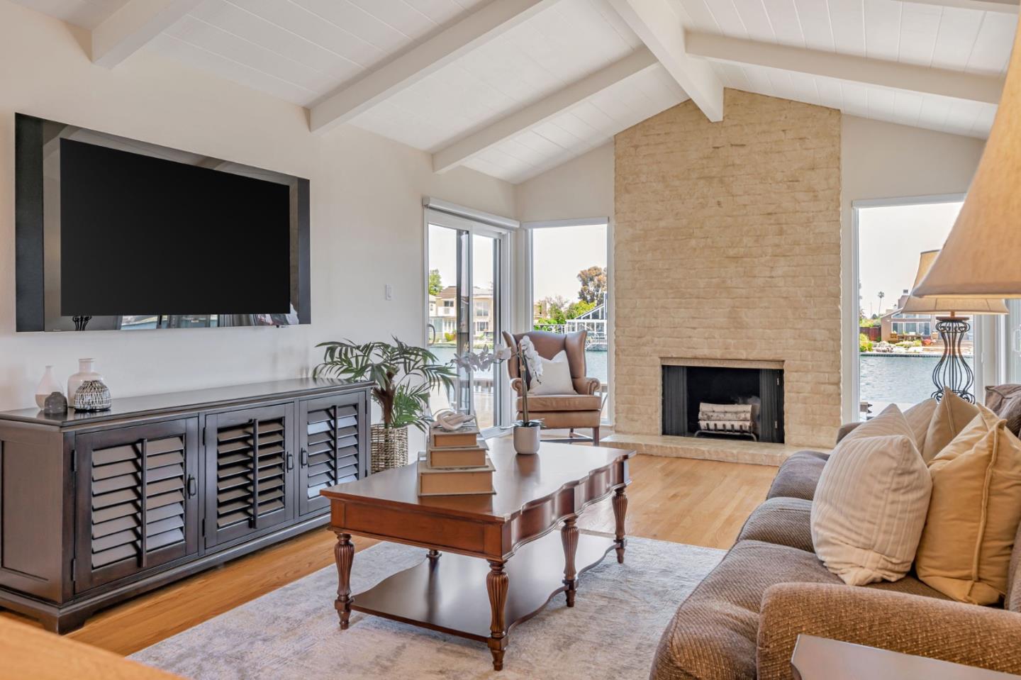 Detail Gallery Image 22 of 66 For 167 Shooting Star Isle, Foster City,  CA 94404 - 4 Beds | 3 Baths