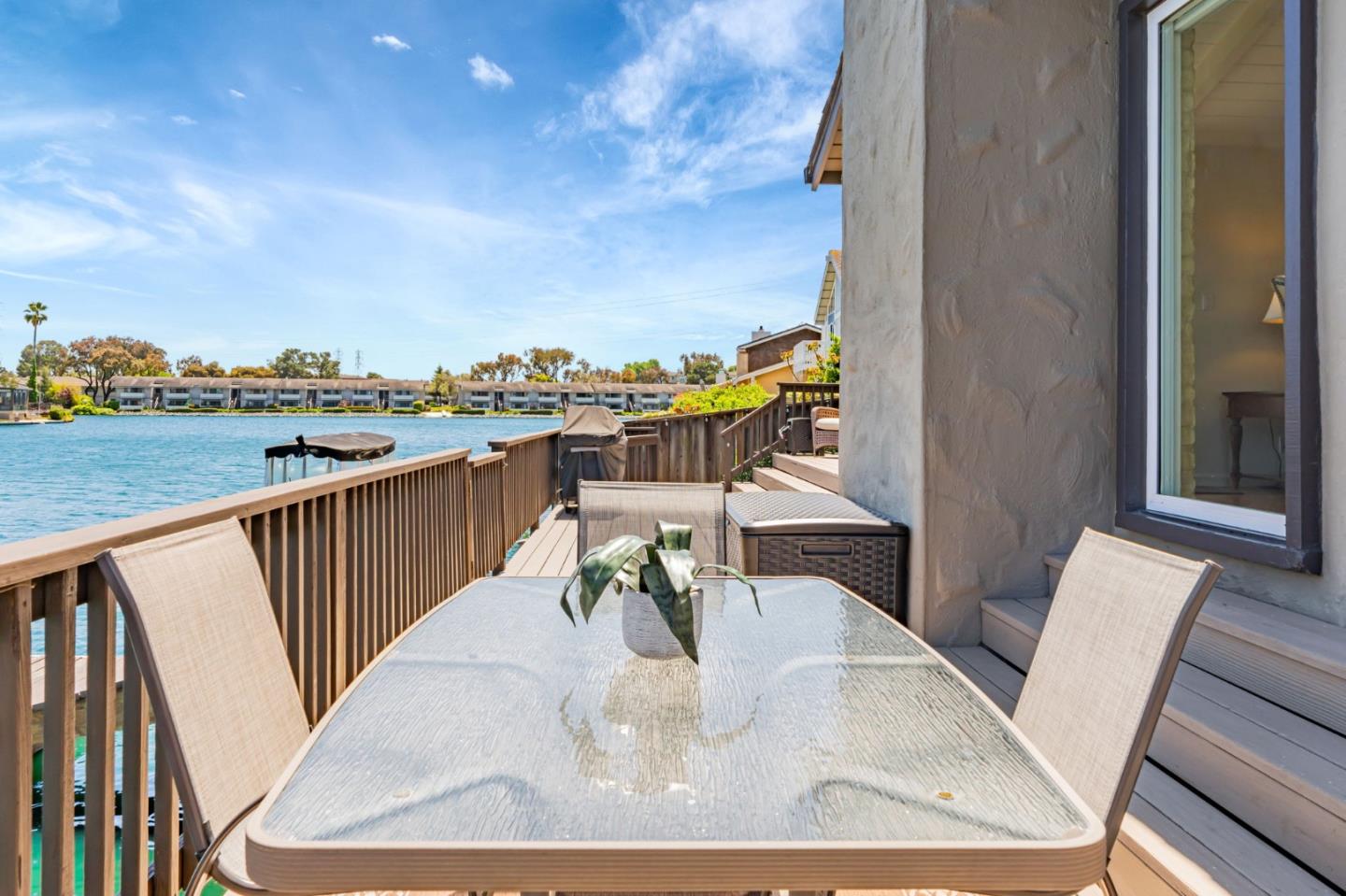 Detail Gallery Image 53 of 66 For 167 Shooting Star Isle, Foster City,  CA 94404 - 4 Beds | 3 Baths