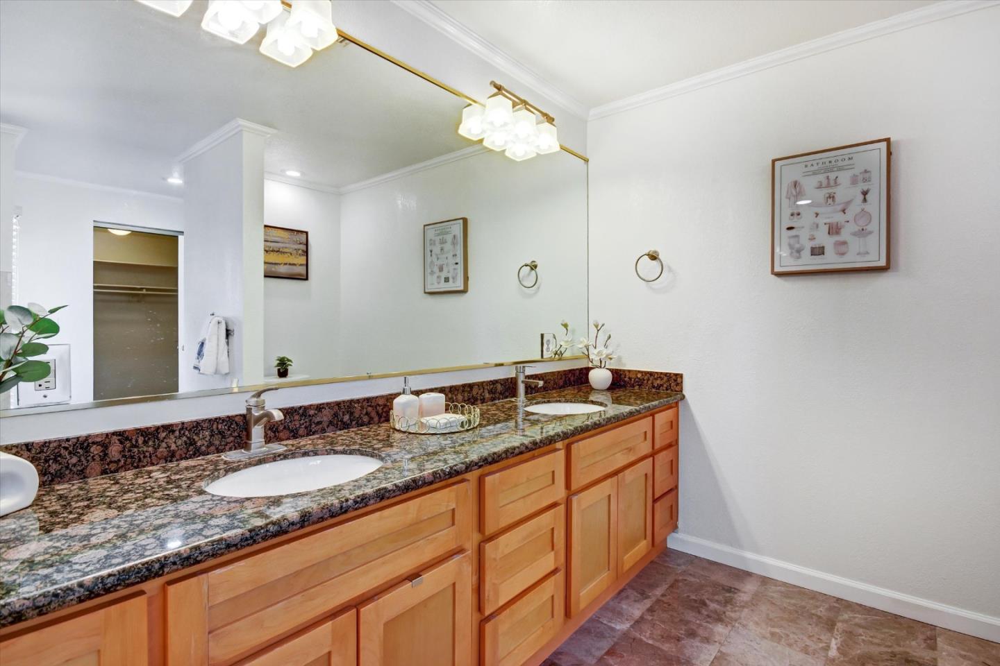 Detail Gallery Image 23 of 33 For 22081 Hibiscus Ct, Cupertino,  CA 95014 - 4 Beds | 3 Baths