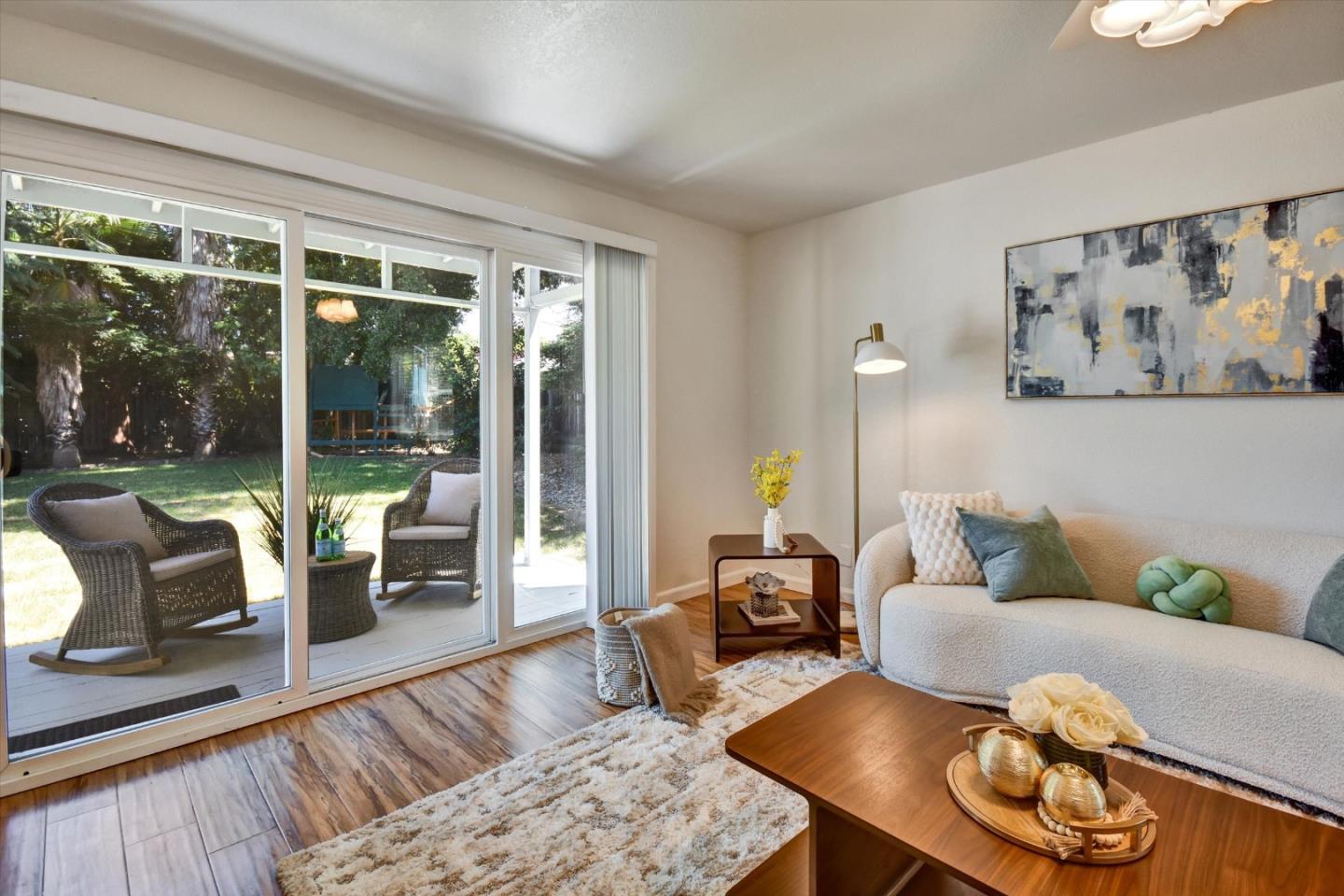 Detail Gallery Image 9 of 33 For 22081 Hibiscus Ct, Cupertino,  CA 95014 - 4 Beds | 3 Baths