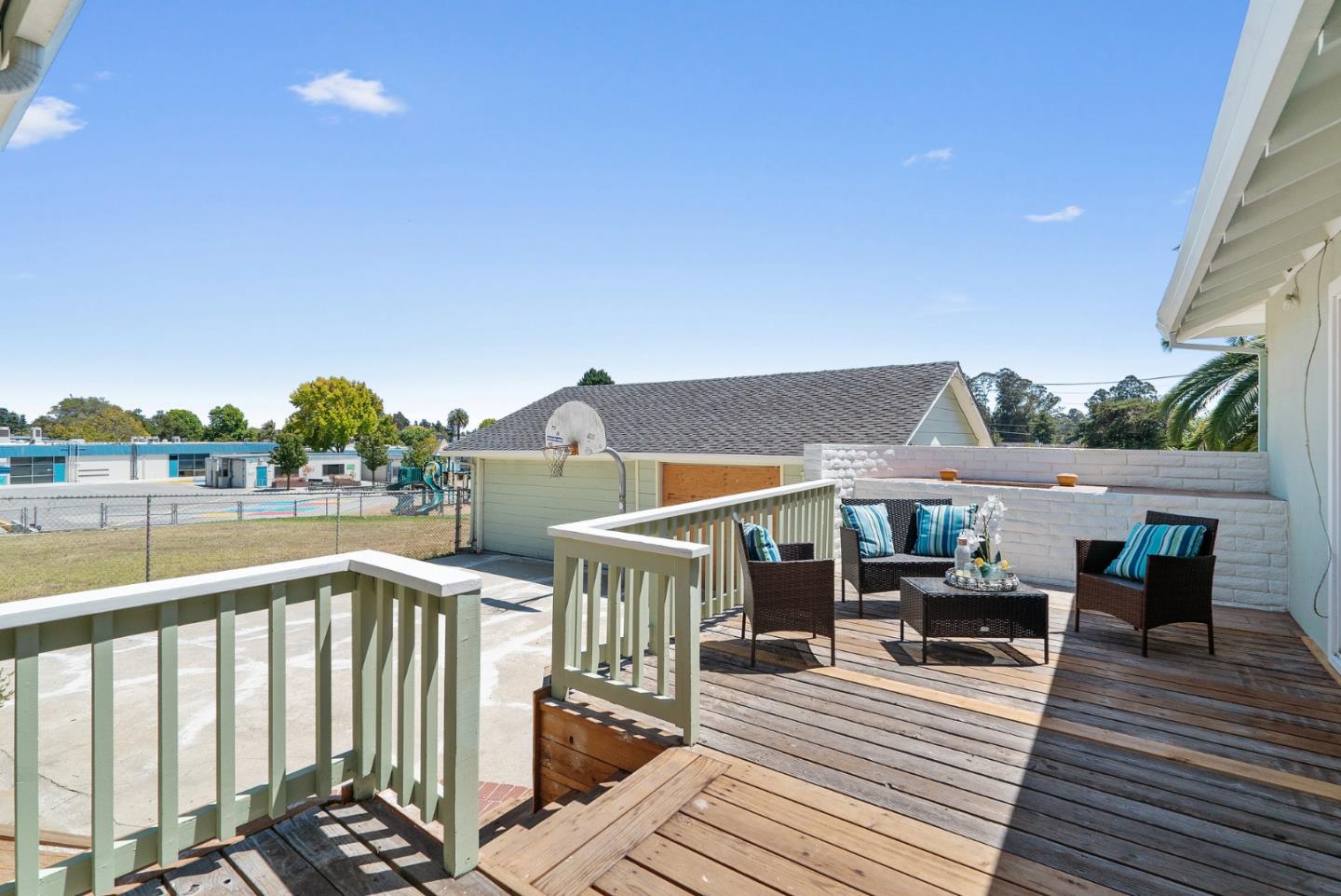 Detail Gallery Image 35 of 48 For 656 Prospect Hts, Santa Cruz,  CA 95065 - 4 Beds | 2/1 Baths