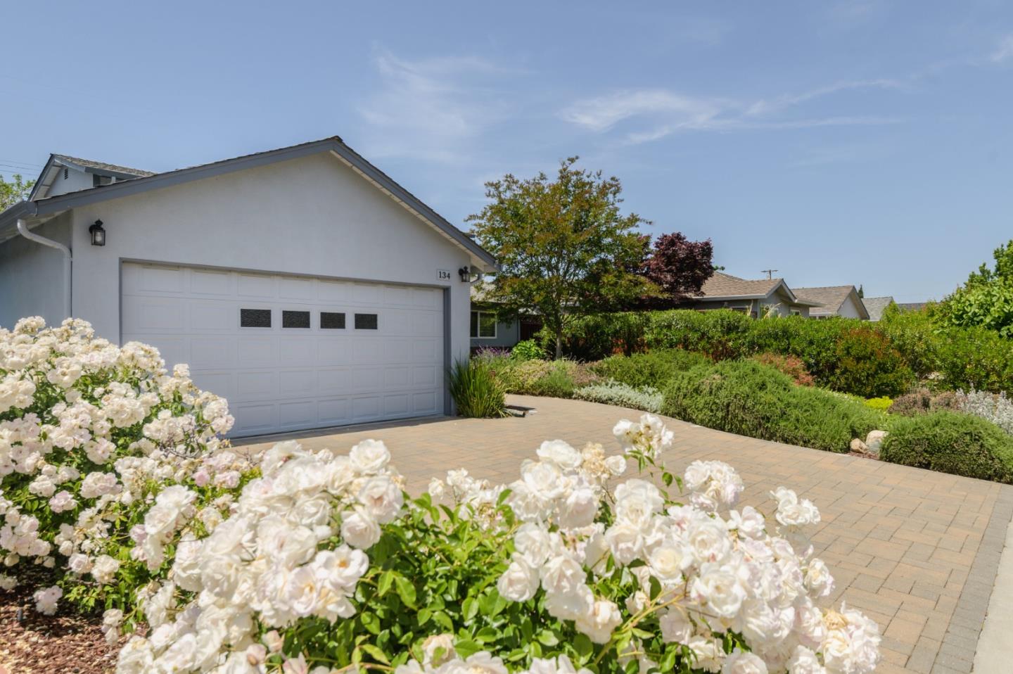 Detail Gallery Image 2 of 28 For 134 Gilbert Ave, Santa Clara,  CA 95051 - 5 Beds | 3 Baths
