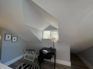 Detail Gallery Image 25 of 48 For 1437 4th St, Calistoga,  CA 94515 - 3 Beds | 3/1 Baths