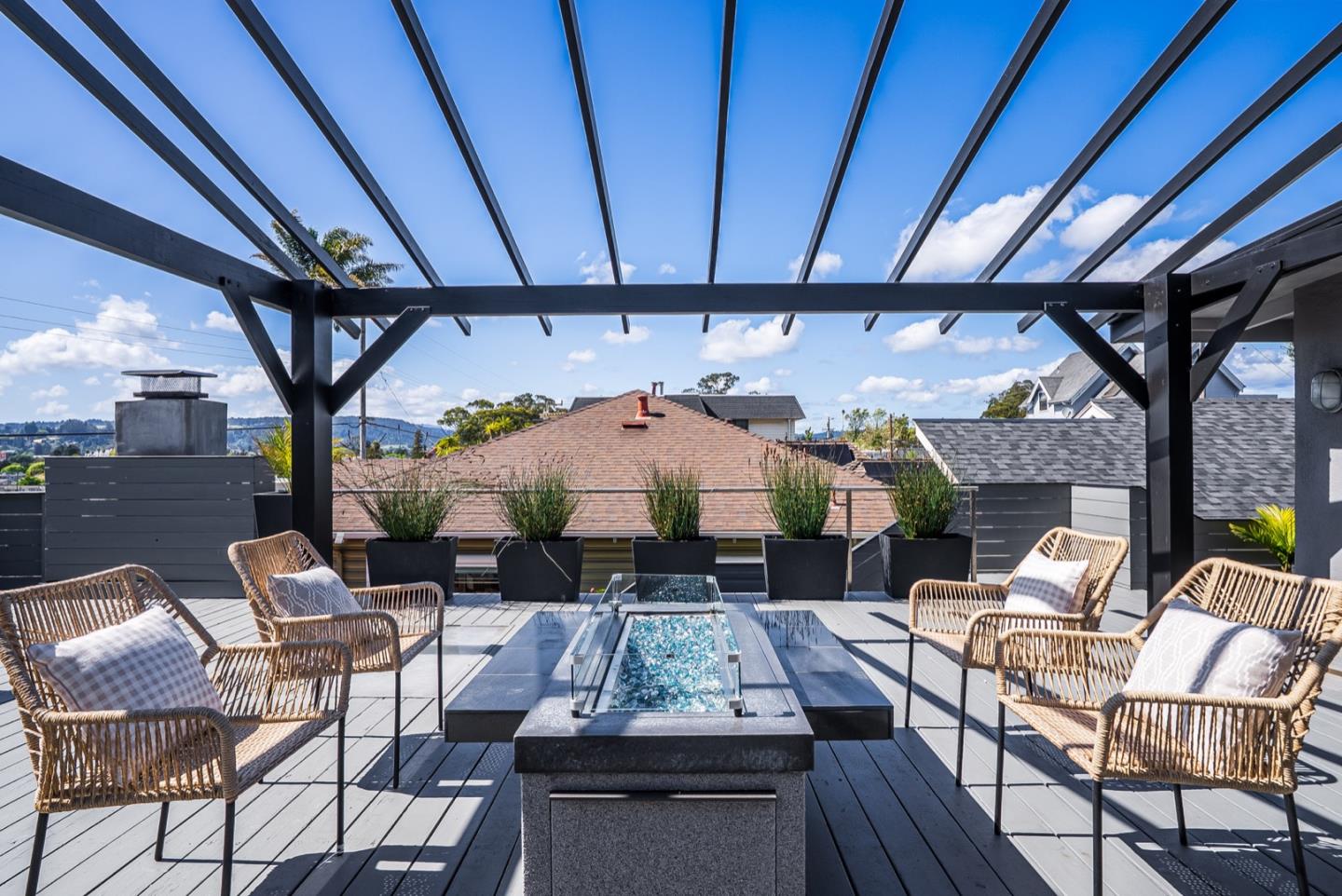 Detail Gallery Image 62 of 77 For 114 Buena Vista Ave, Santa Cruz,  CA 95062 - 3 Beds | 2 Baths