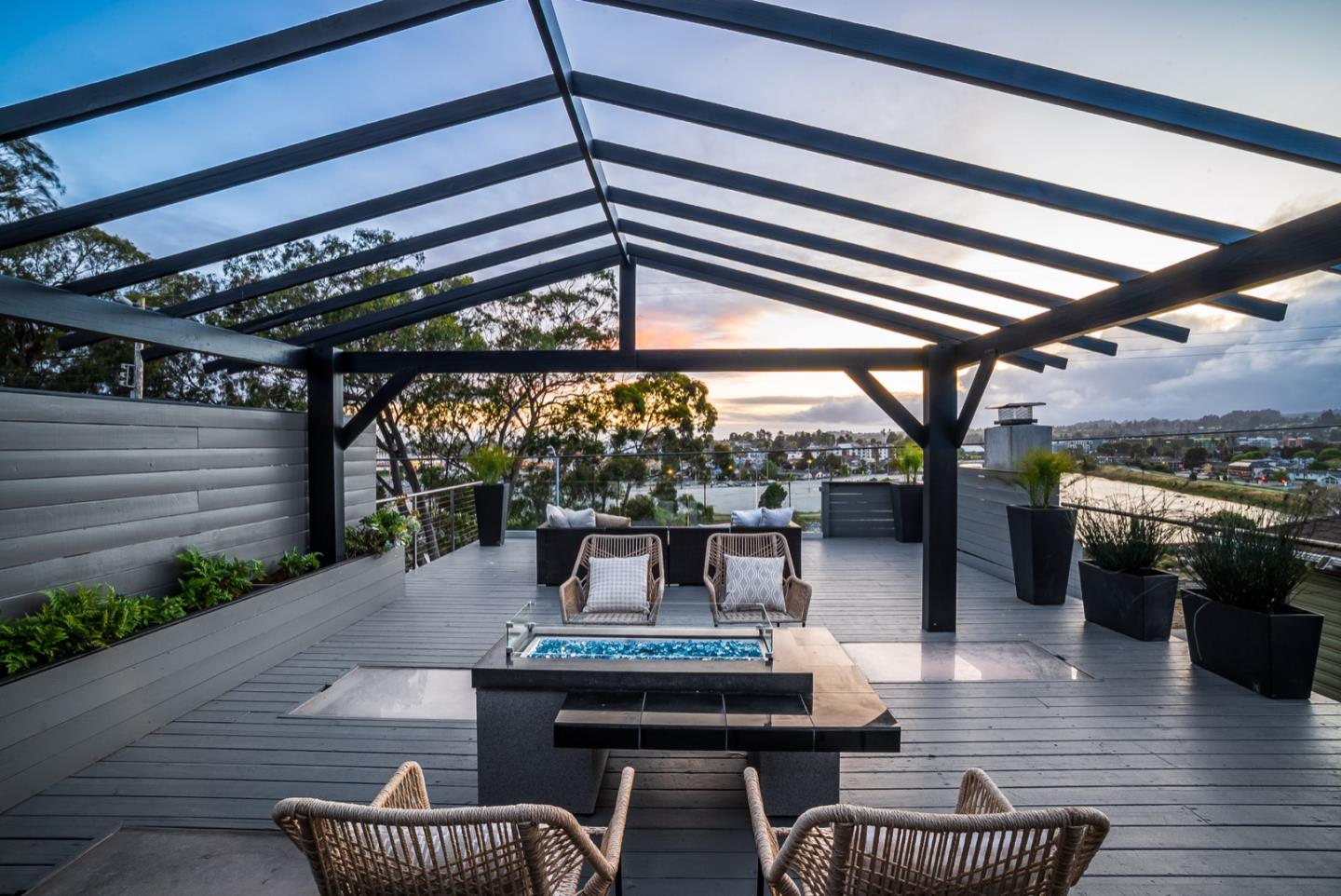 Detail Gallery Image 70 of 77 For 114 Buena Vista Ave, Santa Cruz,  CA 95062 - 3 Beds | 2 Baths