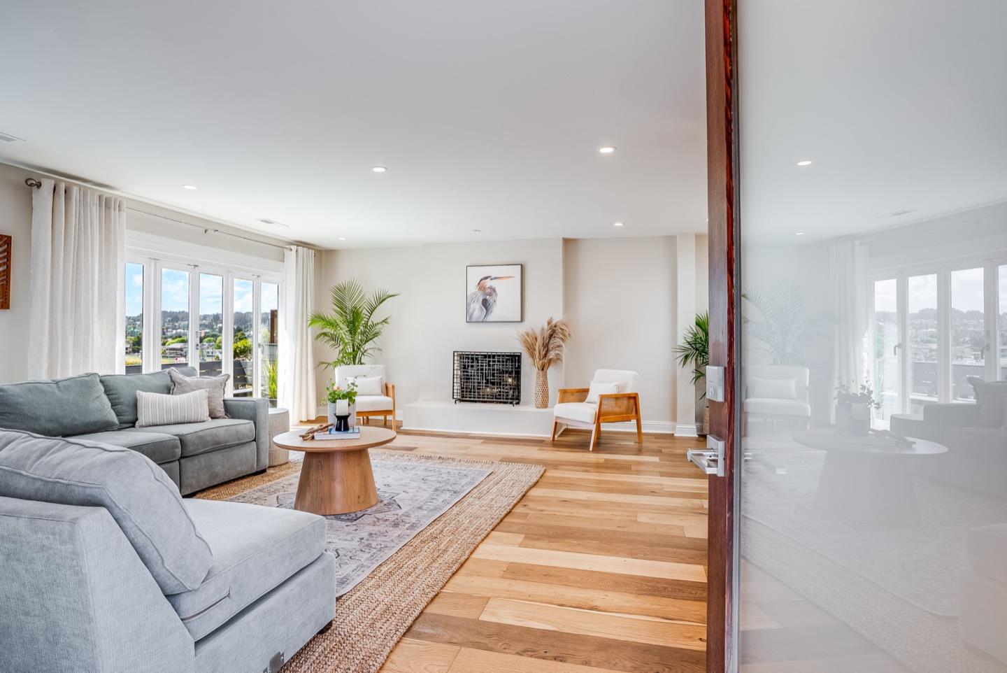Detail Gallery Image 8 of 77 For 114 Buena Vista Ave, Santa Cruz,  CA 95062 - 3 Beds | 2 Baths
