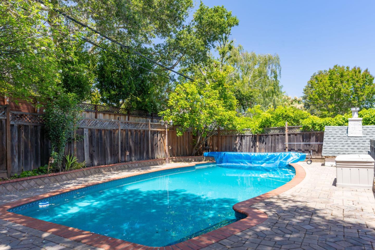 Detail Gallery Image 29 of 37 For 2344 Poppy Dr, Burlingame,  CA 94010 - 4 Beds | 3/1 Baths