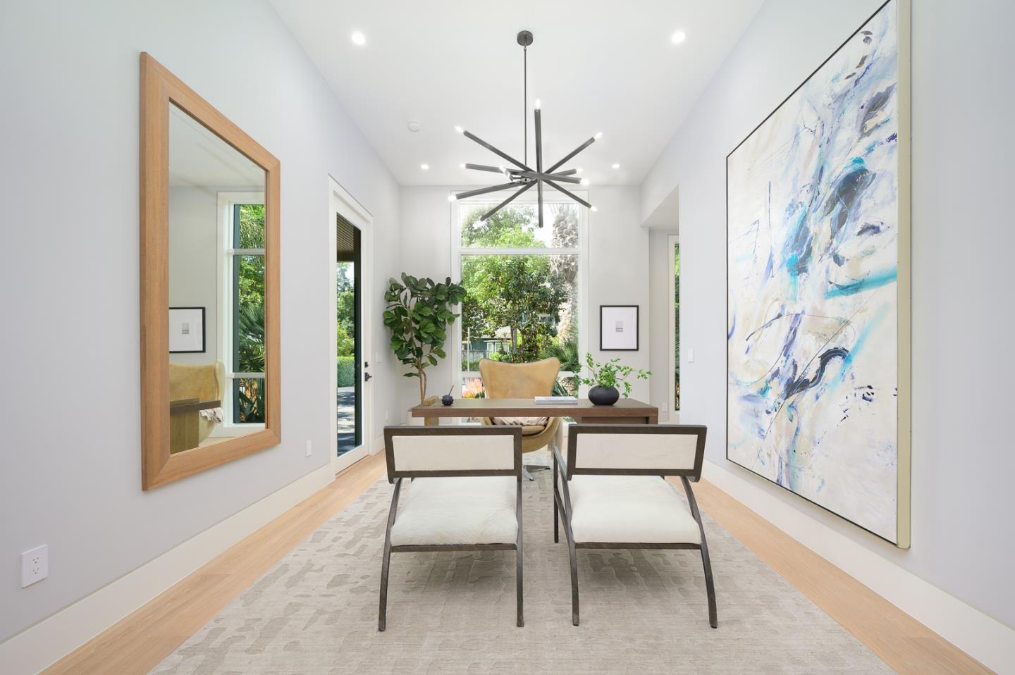 Detail Gallery Image 10 of 48 For 1027 Waverley St, Palo Alto,  CA 94301 - 7 Beds | 7/1 Baths