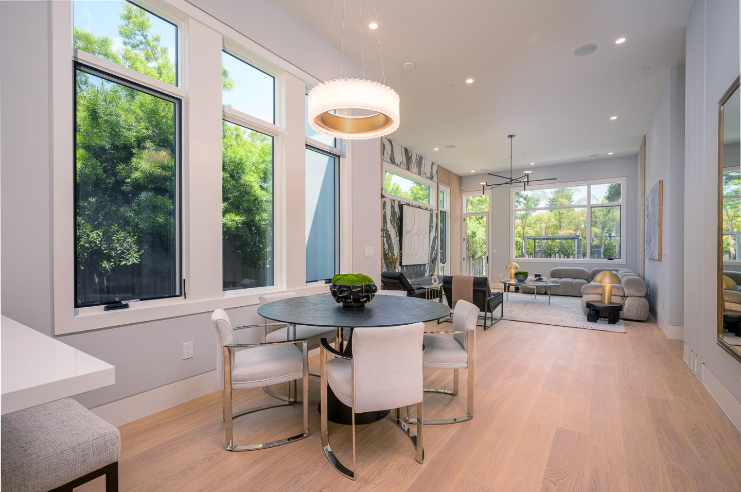 Detail Gallery Image 16 of 48 For 1027 Waverley St, Palo Alto,  CA 94301 - 7 Beds | 7/1 Baths