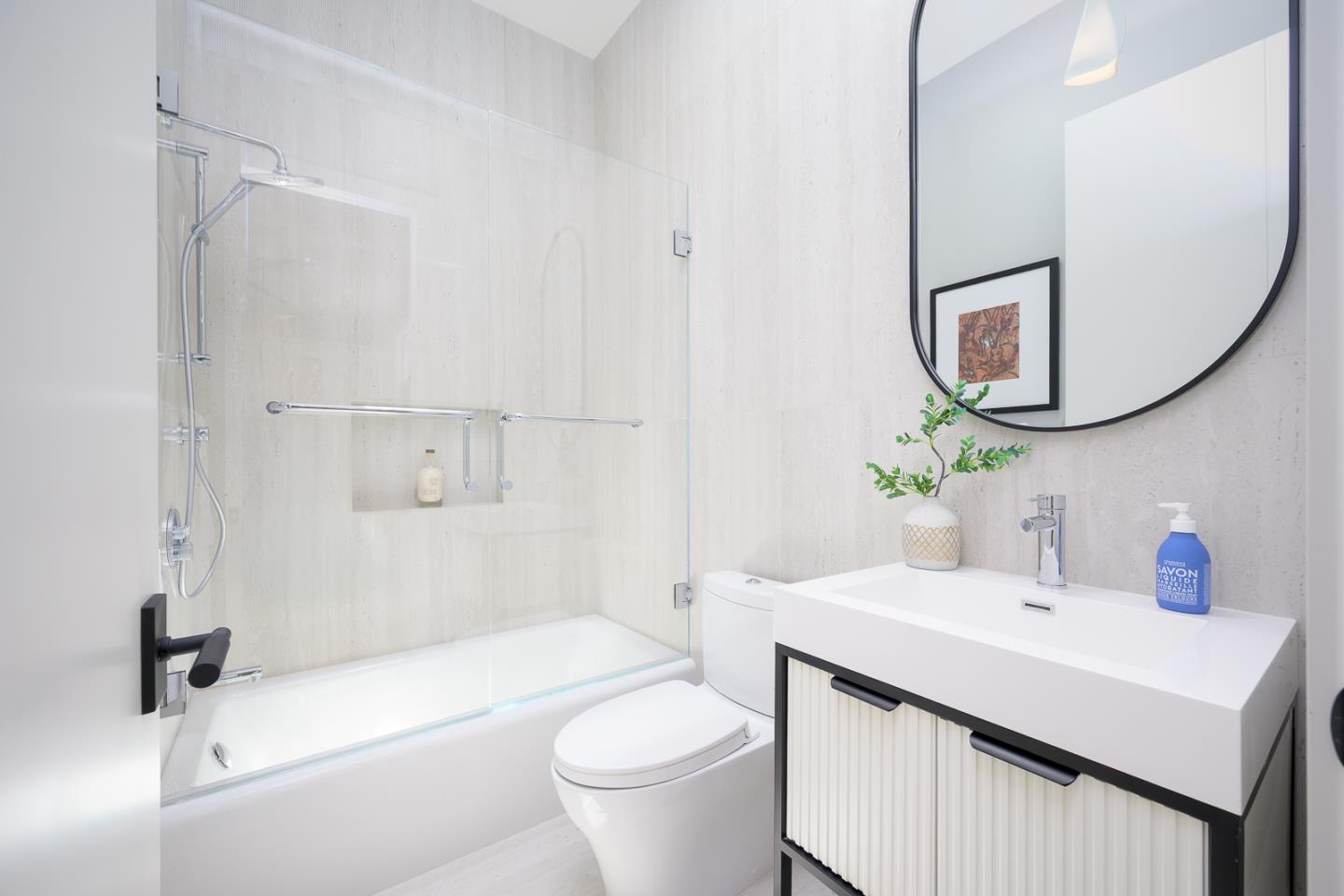Detail Gallery Image 22 of 48 For 1027 Waverley St, Palo Alto,  CA 94301 - 7 Beds | 7/1 Baths