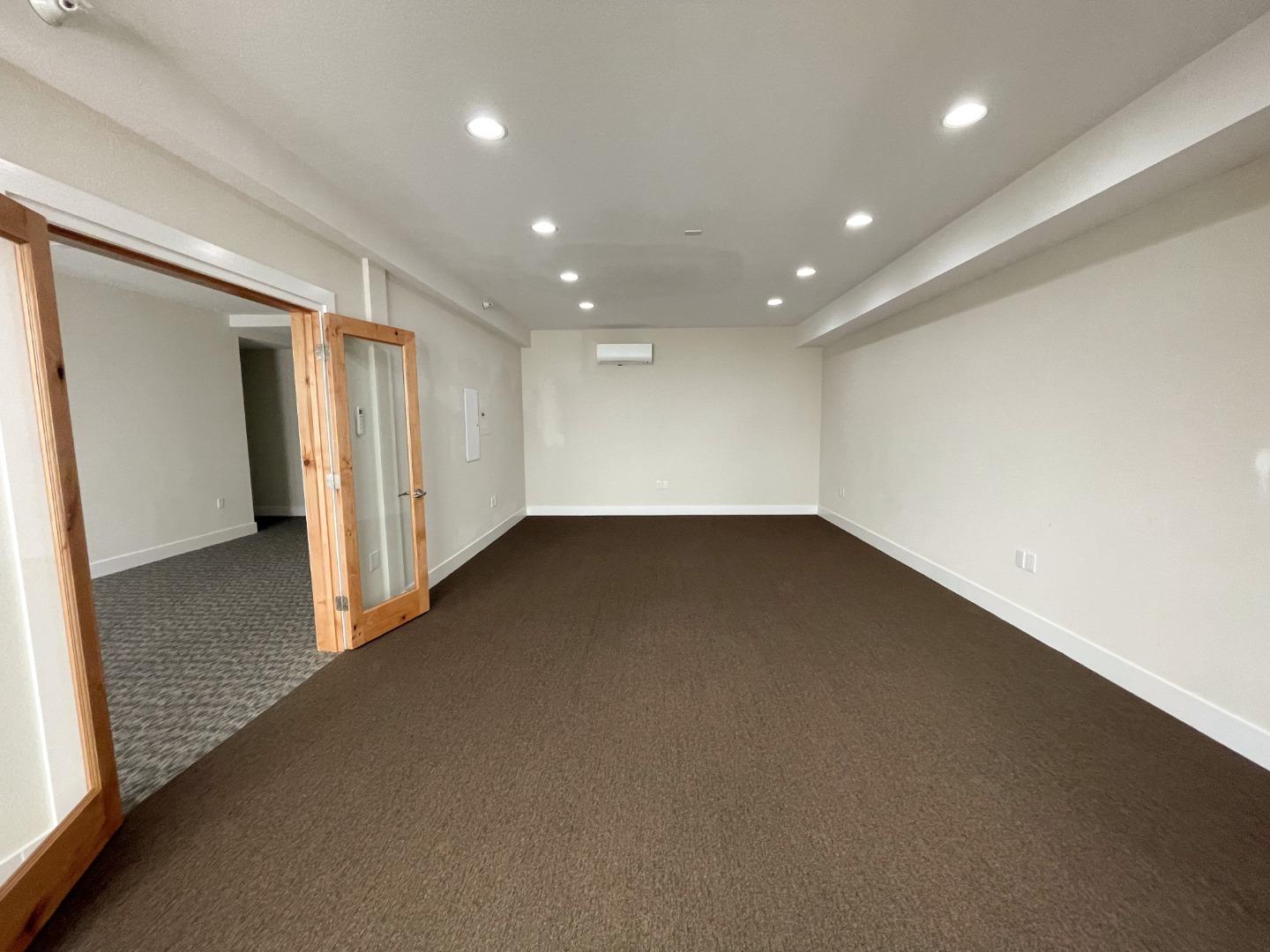 Detail Gallery Image 7 of 15 For 10056 Orange Ave, Cupertino,  CA 95014 - – Beds | – Baths
