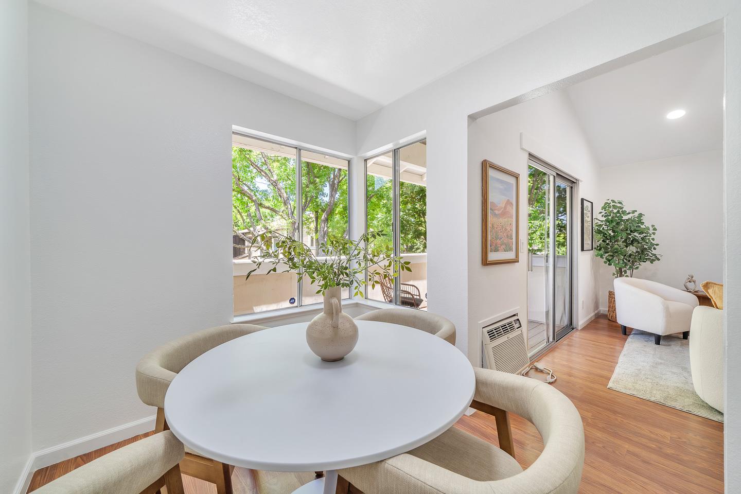 Detail Gallery Image 8 of 28 For 2416 Balme Dr, San Jose,  CA 95122 - 2 Beds | 2 Baths