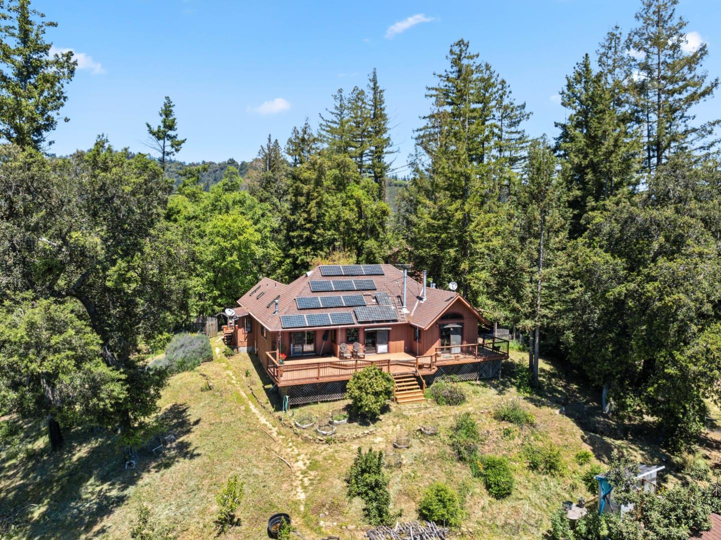 Detail Gallery Image 4 of 79 For 1495 Dons Rd, Boulder Creek,  CA 95006 - 3 Beds | 2 Baths