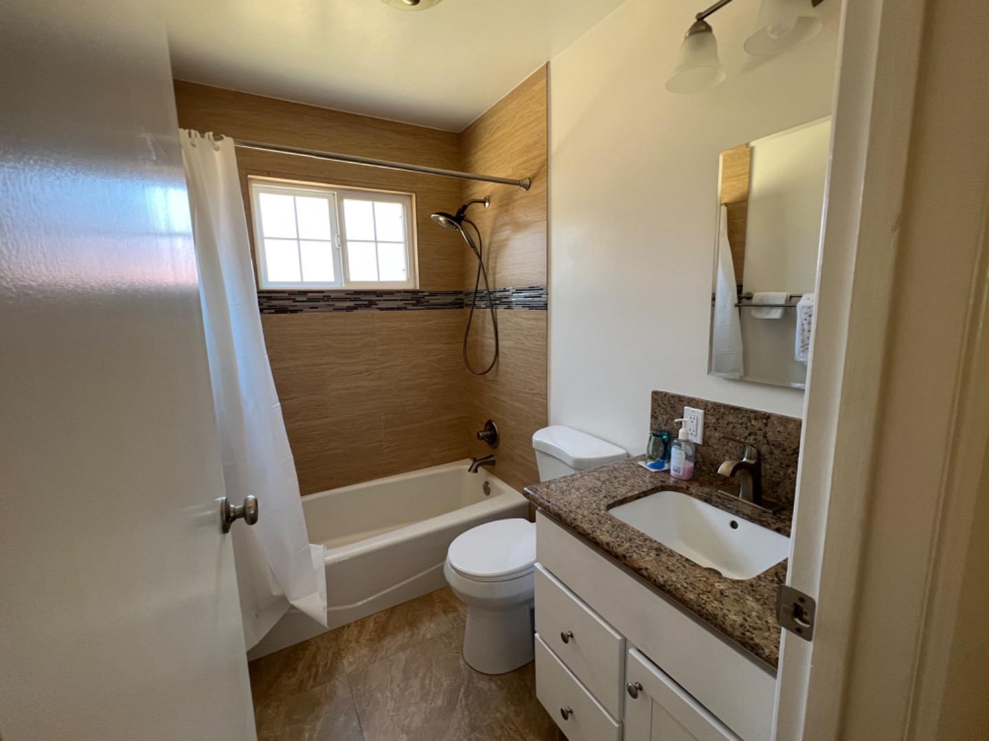 Detail Gallery Image 10 of 19 For 276 Grant St, Marina,  CA 93933 - 3 Beds | 1/1 Baths