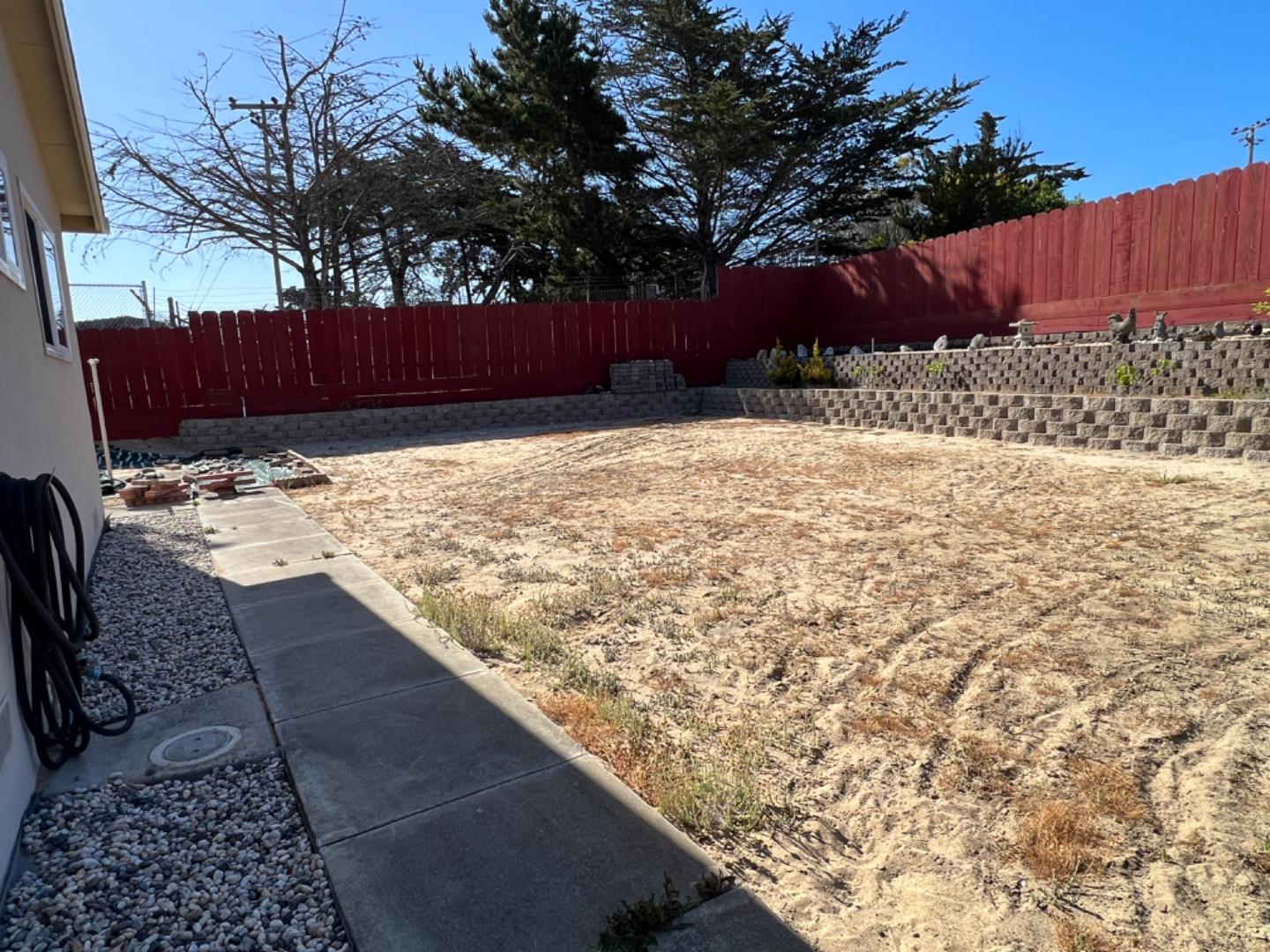 Detail Gallery Image 15 of 19 For 276 Grant St, Marina,  CA 93933 - 3 Beds | 1/1 Baths