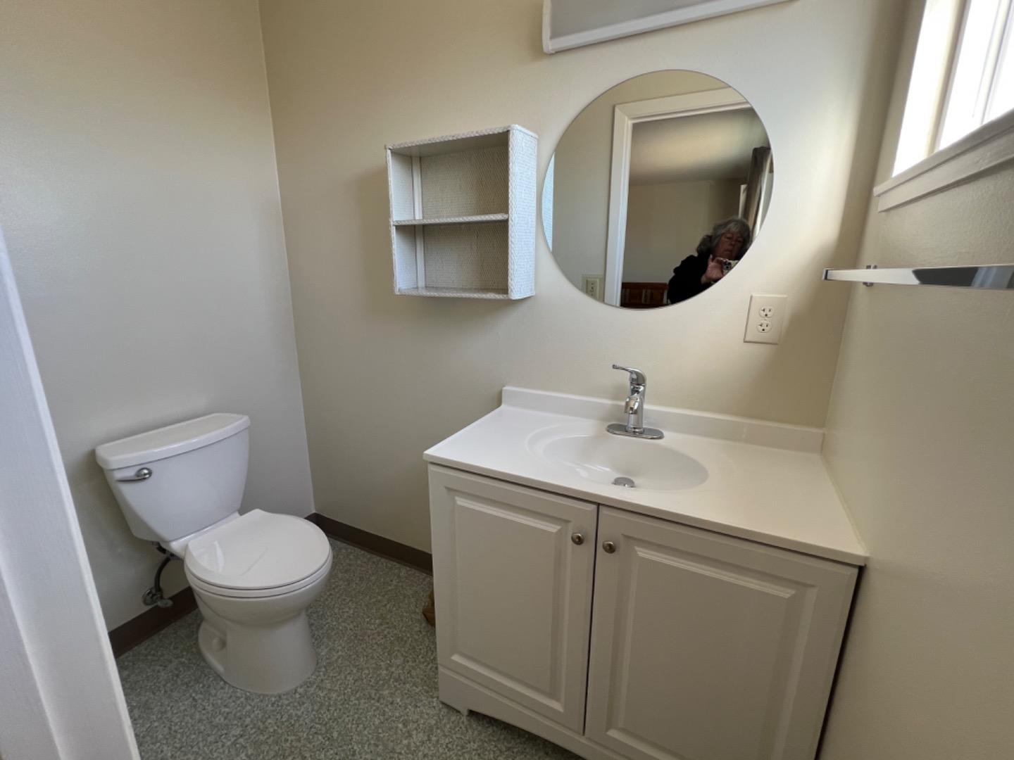 Detail Gallery Image 5 of 19 For 276 Grant St, Marina,  CA 93933 - 3 Beds | 1/1 Baths
