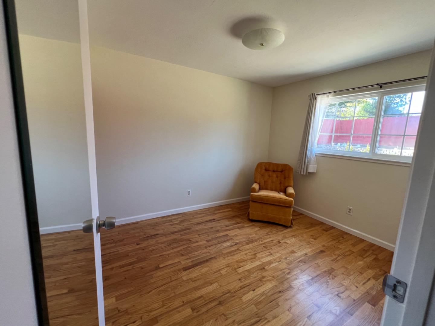 Detail Gallery Image 8 of 19 For 276 Grant St, Marina,  CA 93933 - 3 Beds | 1/1 Baths