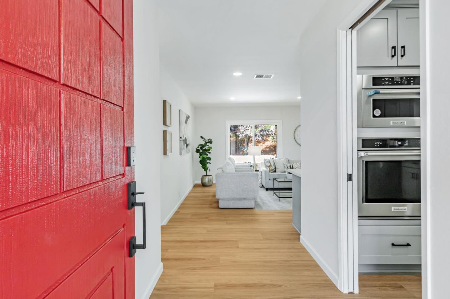 Detail Gallery Image 3 of 45 For 3344 Farthing Way, San Jose,  CA 95132 - 3 Beds | 2 Baths
