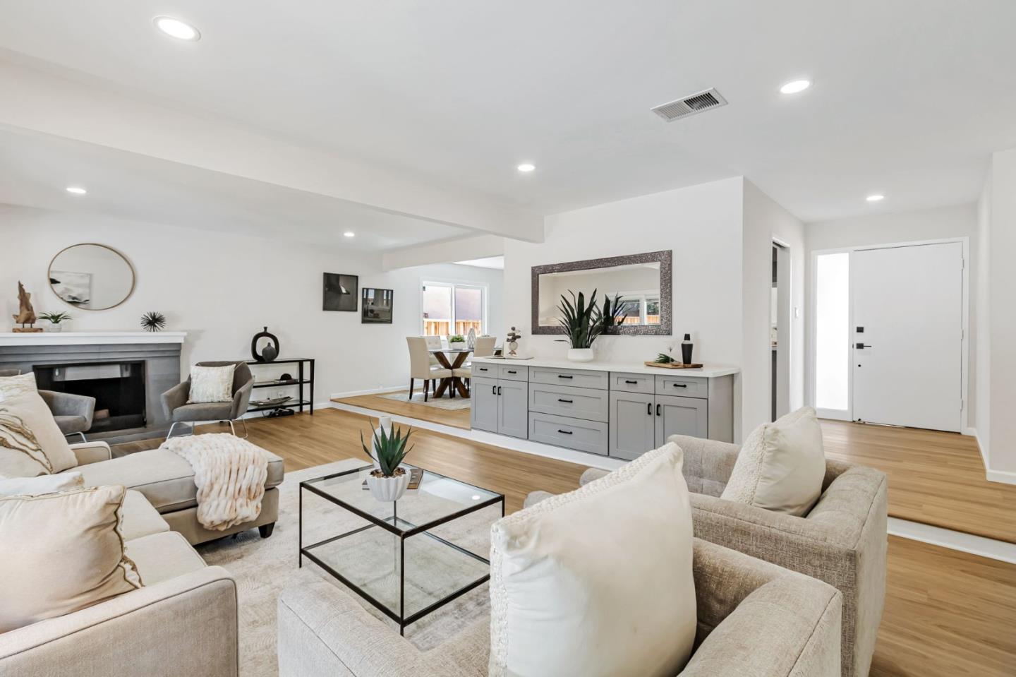 Detail Gallery Image 6 of 45 For 3344 Farthing Way, San Jose,  CA 95132 - 3 Beds | 2 Baths