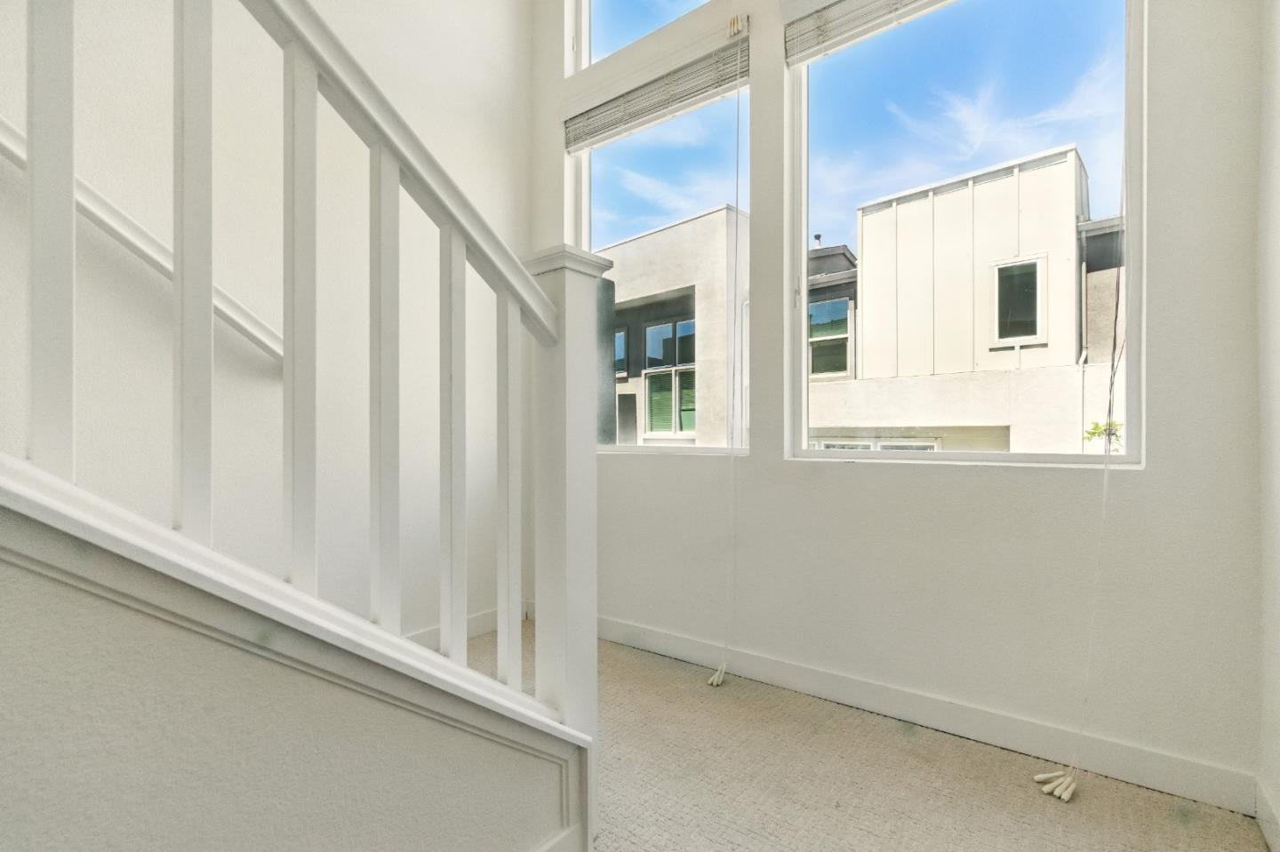 Detail Gallery Image 18 of 27 For 1882 Midnight Cir, San Jose,  CA 95133 - 2 Beds | 2 Baths