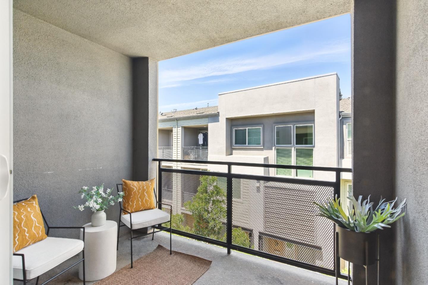 Detail Gallery Image 20 of 27 For 1882 Midnight Cir, San Jose,  CA 95133 - 2 Beds | 2 Baths