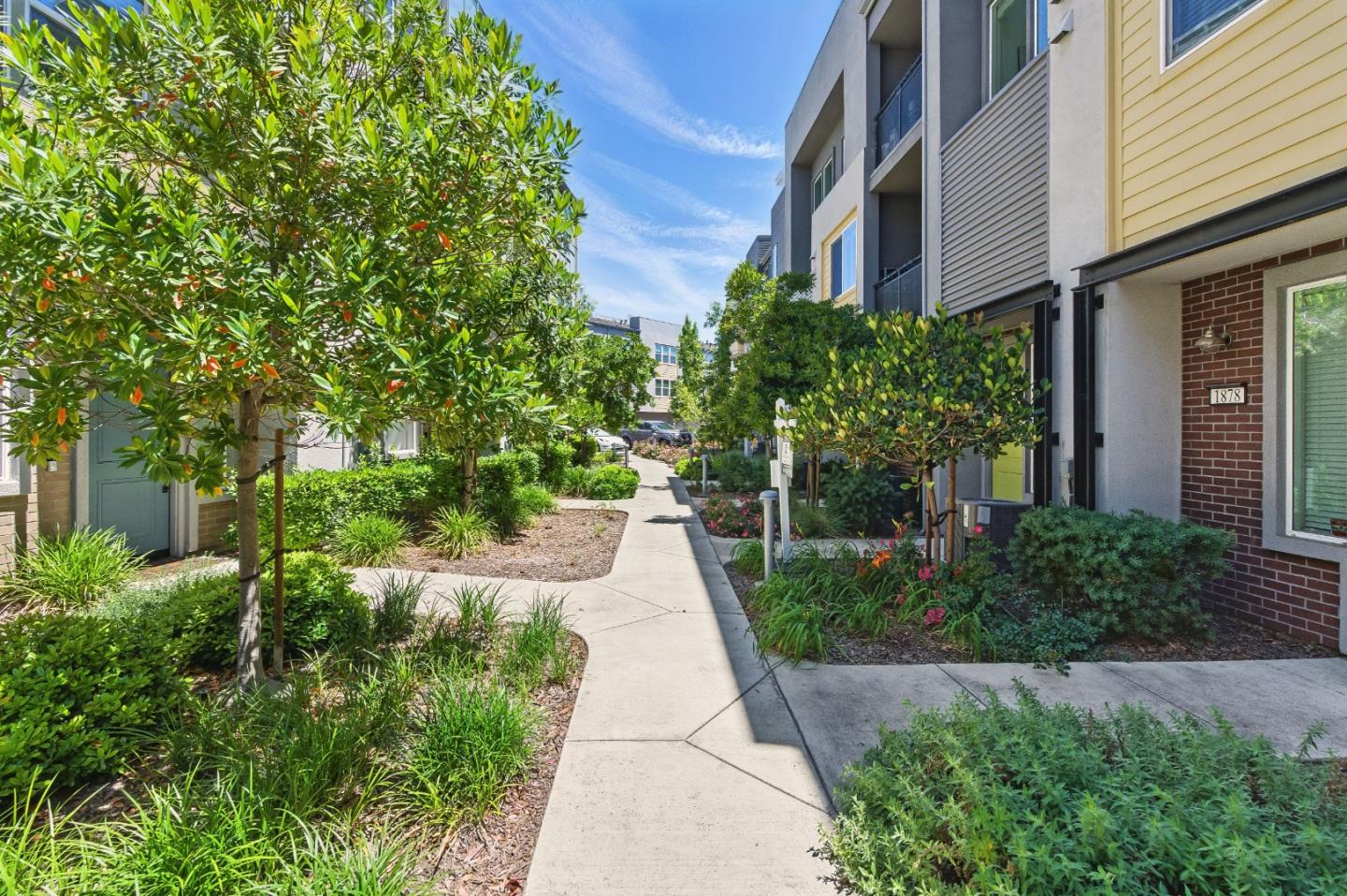 Detail Gallery Image 22 of 27 For 1882 Midnight Cir, San Jose,  CA 95133 - 2 Beds | 2 Baths