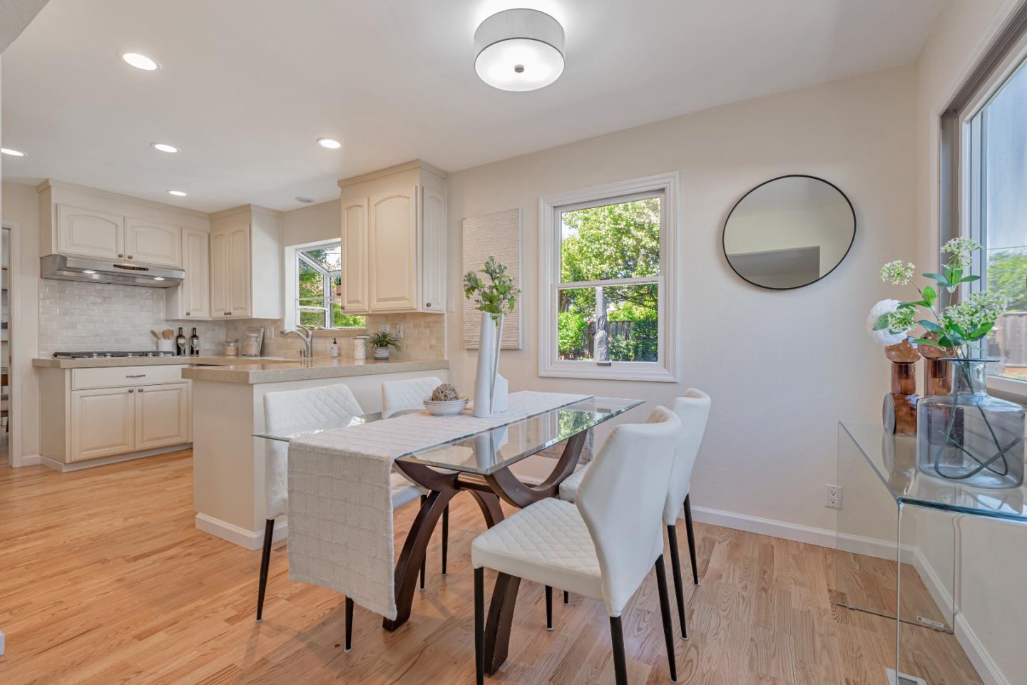 Detail Gallery Image 9 of 27 For 1245 Collins Ln, San Jose,  CA 95129 - 4 Beds | 2/1 Baths