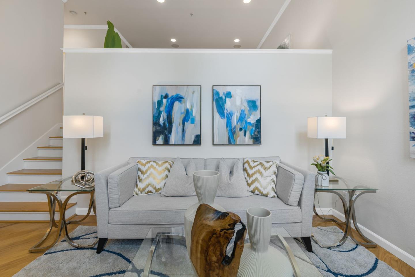 Detail Gallery Image 10 of 42 For 2342 Winepol Loop, San Jose,  CA 95125 - 2 Beds | 2/1 Baths