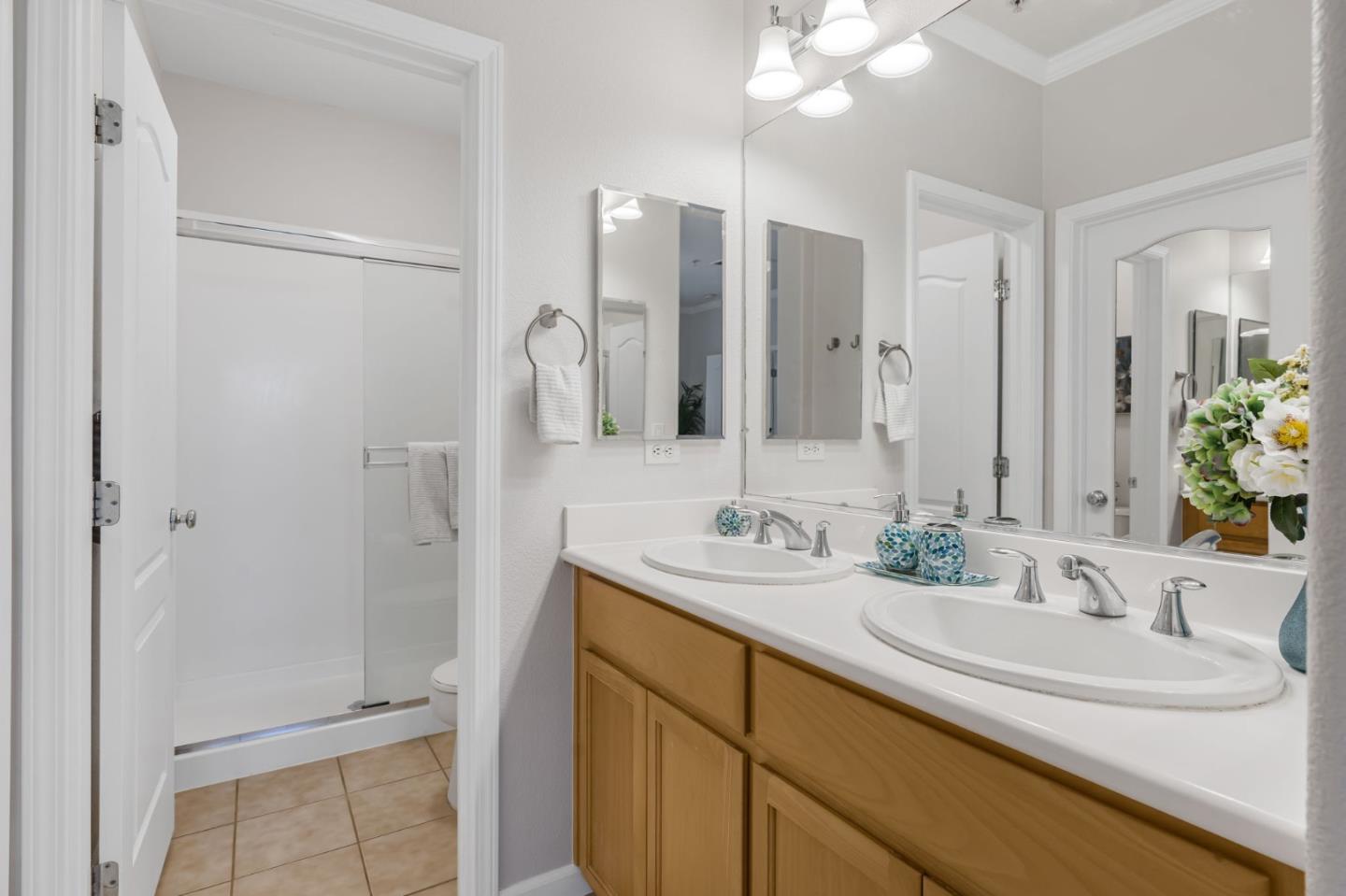 Detail Gallery Image 24 of 42 For 2342 Winepol Loop, San Jose,  CA 95125 - 2 Beds | 2/1 Baths