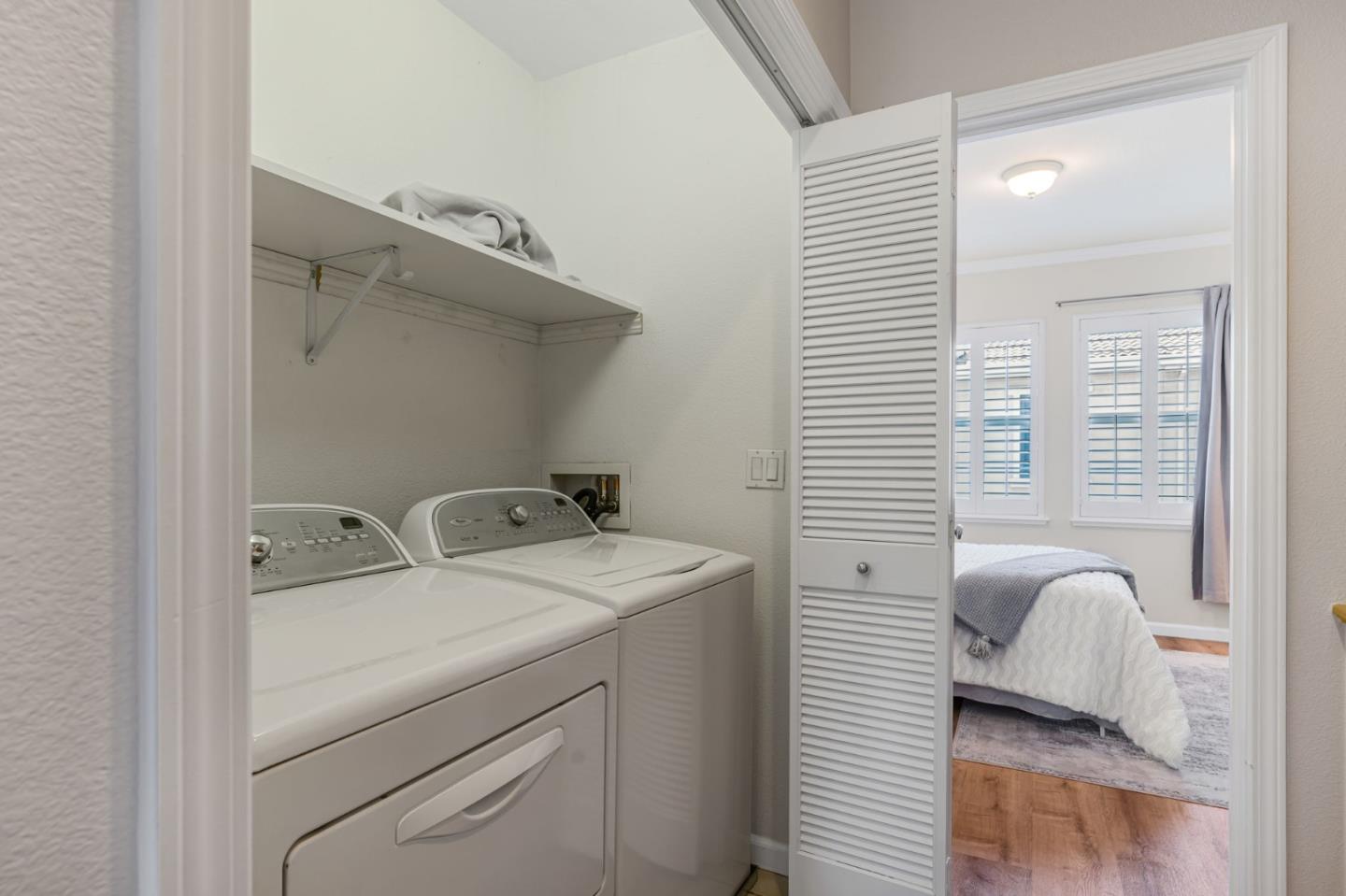 Detail Gallery Image 25 of 42 For 2342 Winepol Loop, San Jose,  CA 95125 - 2 Beds | 2/1 Baths