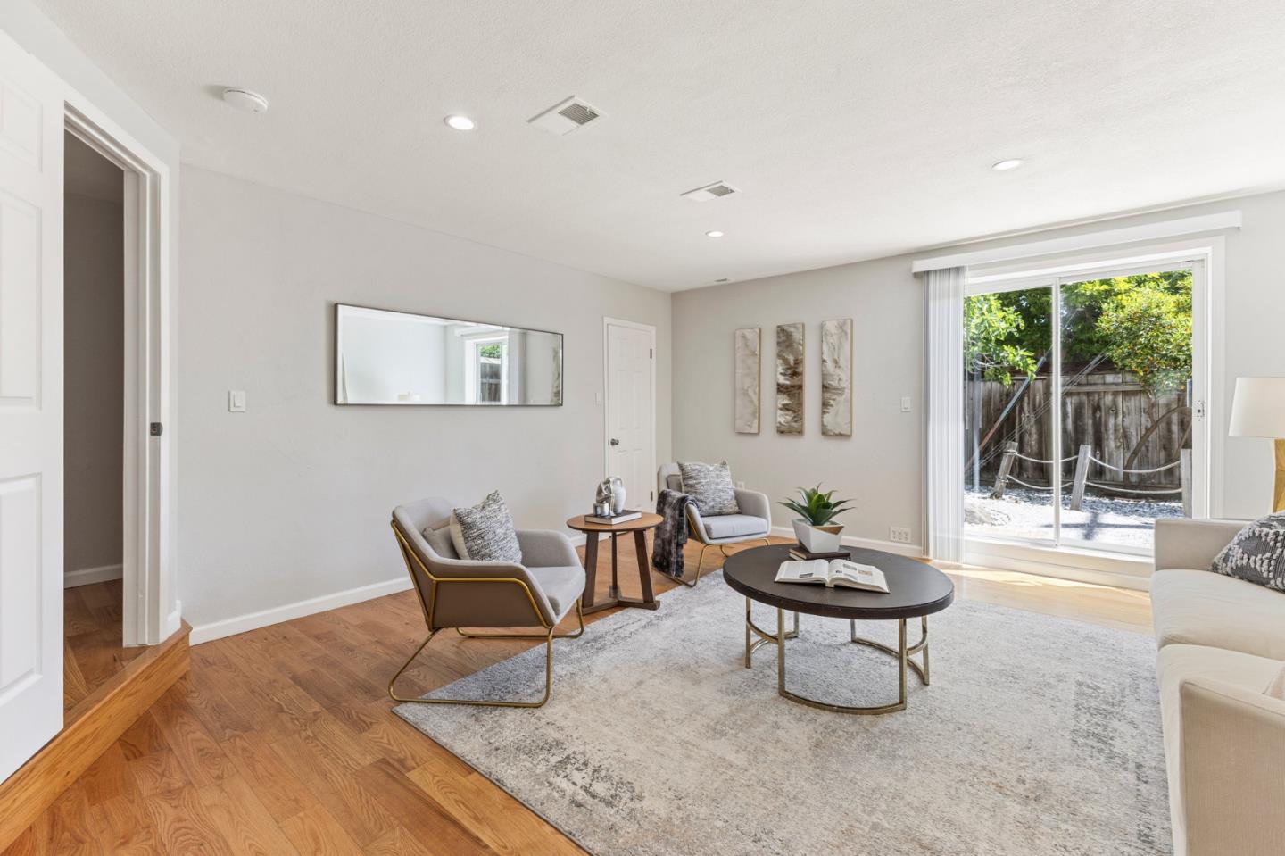 Detail Gallery Image 11 of 33 For 3030 Santa Maria Ave, Santa Clara,  CA 95051 - 4 Beds | 3 Baths