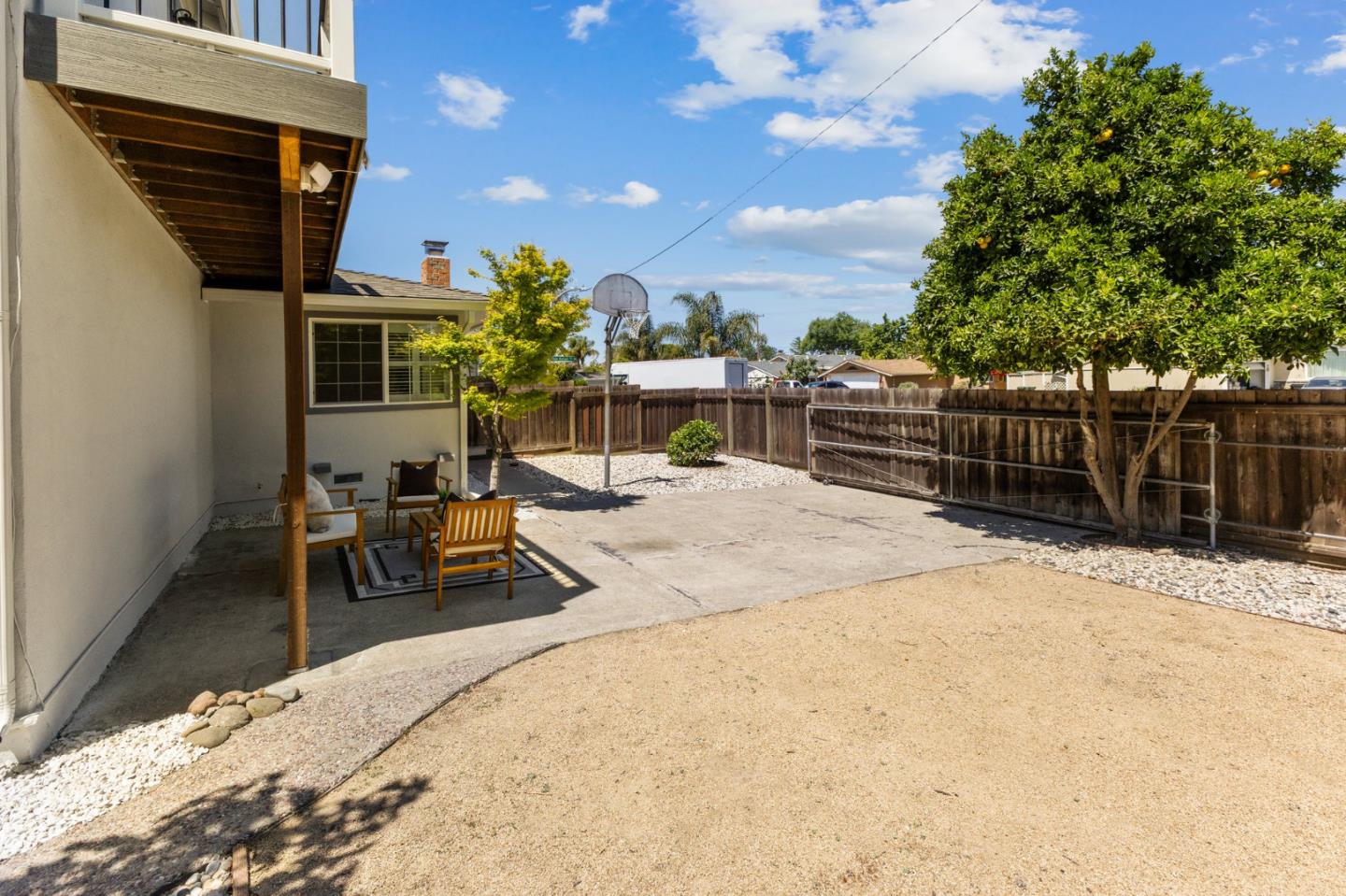 Detail Gallery Image 27 of 33 For 3030 Santa Maria Ave, Santa Clara,  CA 95051 - 4 Beds | 3 Baths