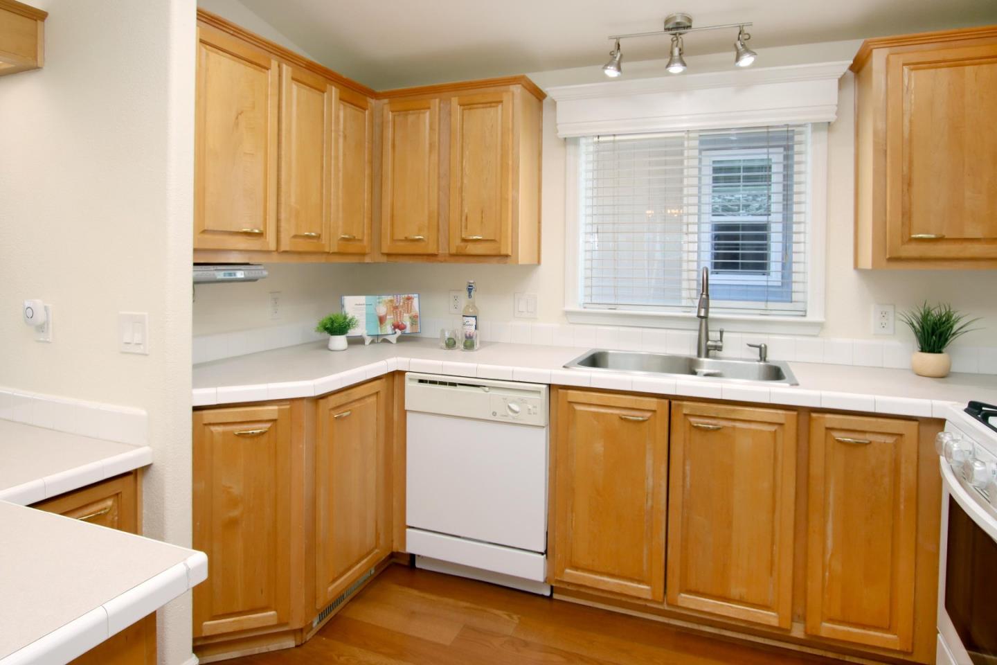 Detail Gallery Image 11 of 29 For 100 N Rodeo Gulch Rd #25,  Soquel,  CA 95073 - 2 Beds | 2 Baths