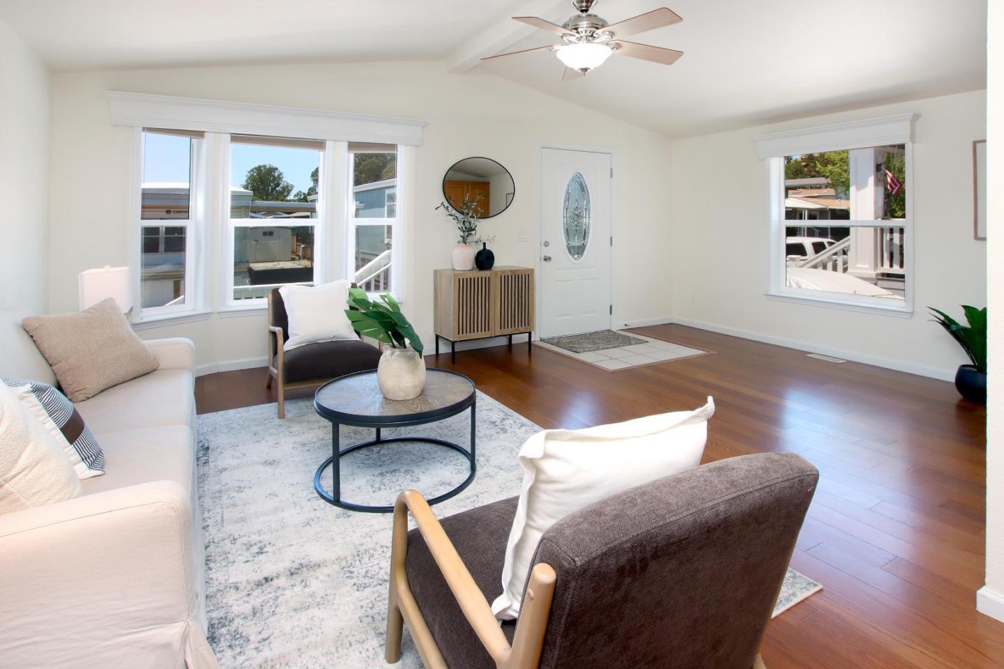 Detail Gallery Image 3 of 29 For 100 N Rodeo Gulch Rd #25,  Soquel,  CA 95073 - 2 Beds | 2 Baths