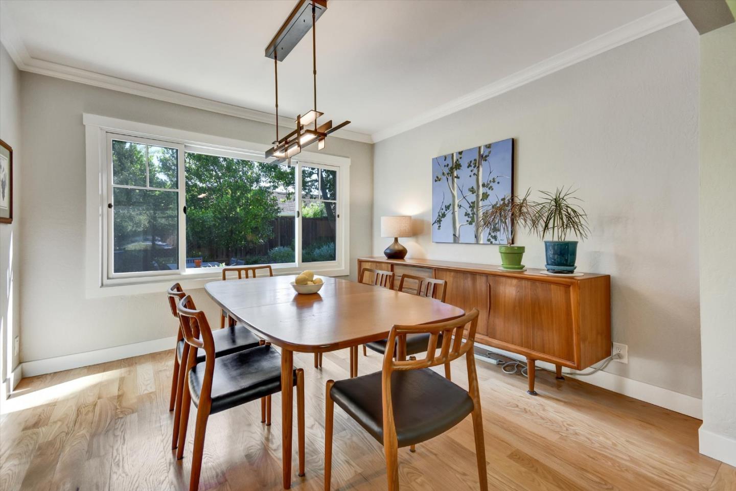 Detail Gallery Image 10 of 48 For 6908 Bret Harte Dr, San Jose,  CA 95120 - 5 Beds | 2/1 Baths