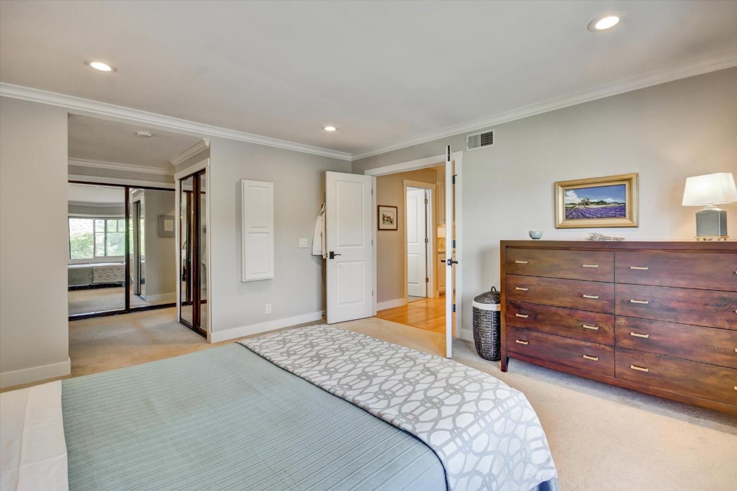 Detail Gallery Image 38 of 48 For 6908 Bret Harte Dr, San Jose,  CA 95120 - 5 Beds | 2/1 Baths