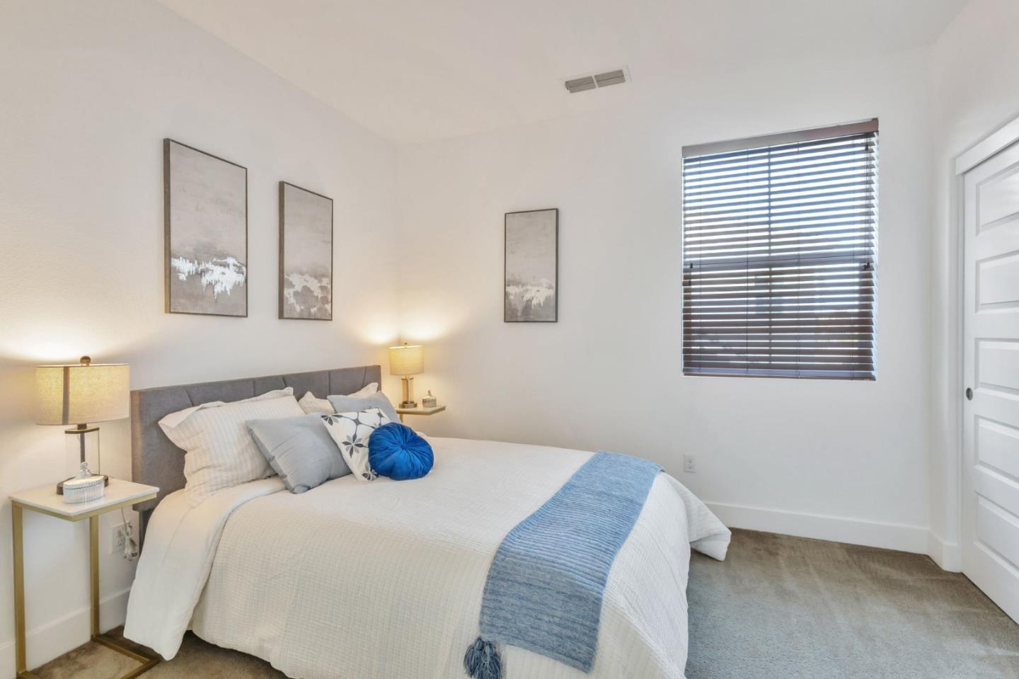Detail Gallery Image 12 of 30 For 38118 Luma Ter, Newark,  CA 94560 - 4 Beds | 3/1 Baths