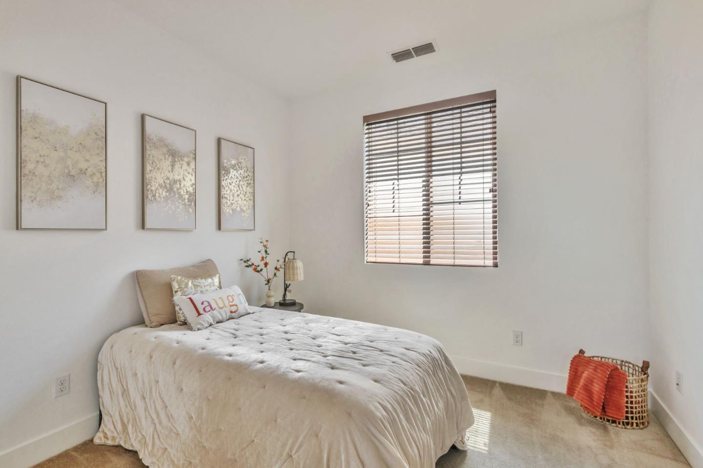 Detail Gallery Image 14 of 30 For 38118 Luma Ter, Newark,  CA 94560 - 4 Beds | 3/1 Baths