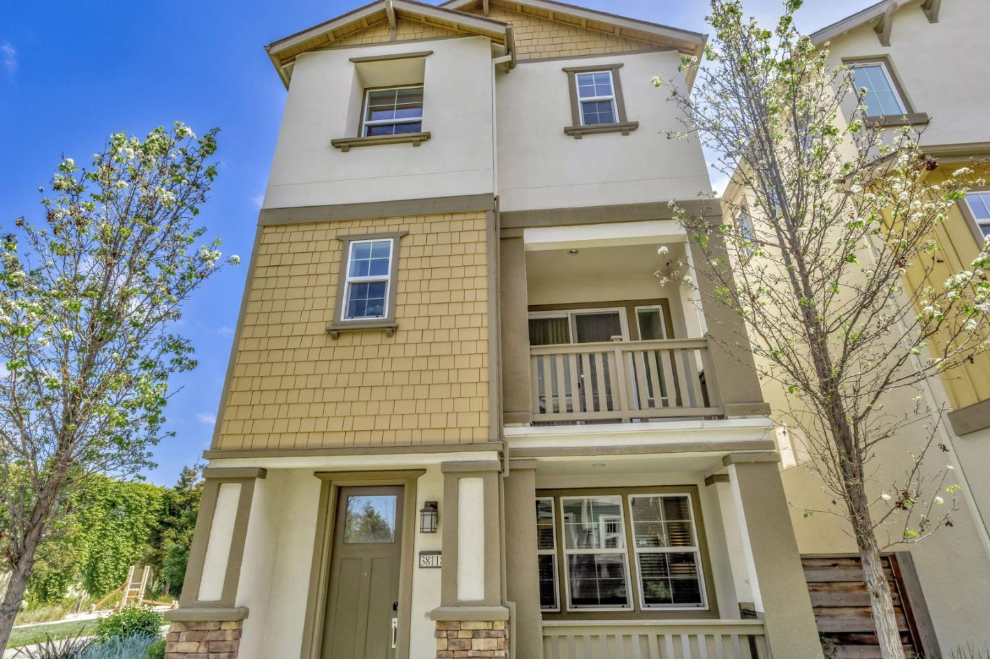 Detail Gallery Image 25 of 30 For 38118 Luma Ter, Newark,  CA 94560 - 4 Beds | 3/1 Baths
