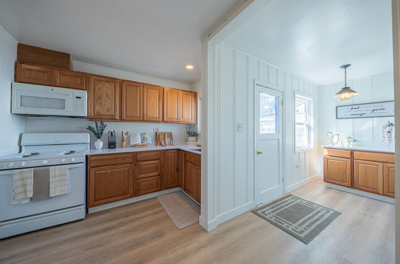 Detail Gallery Image 12 of 36 For 228 Toyon Ave, Salinas,  CA 93906 - 3 Beds | 1 Baths