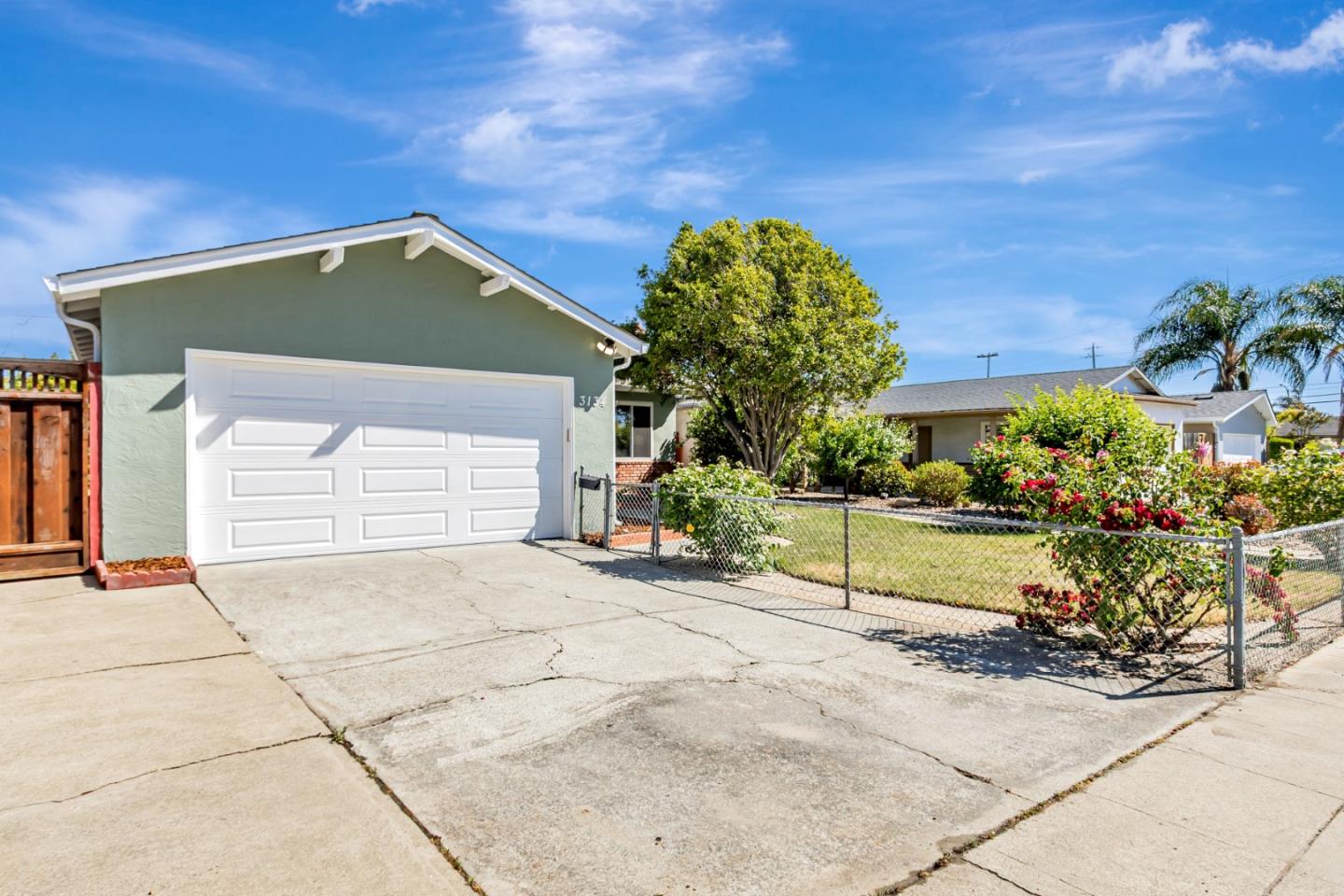 Detail Gallery Image 3 of 43 For 3134 Modred Dr, San Jose,  CA 95127 - 3 Beds | 2 Baths